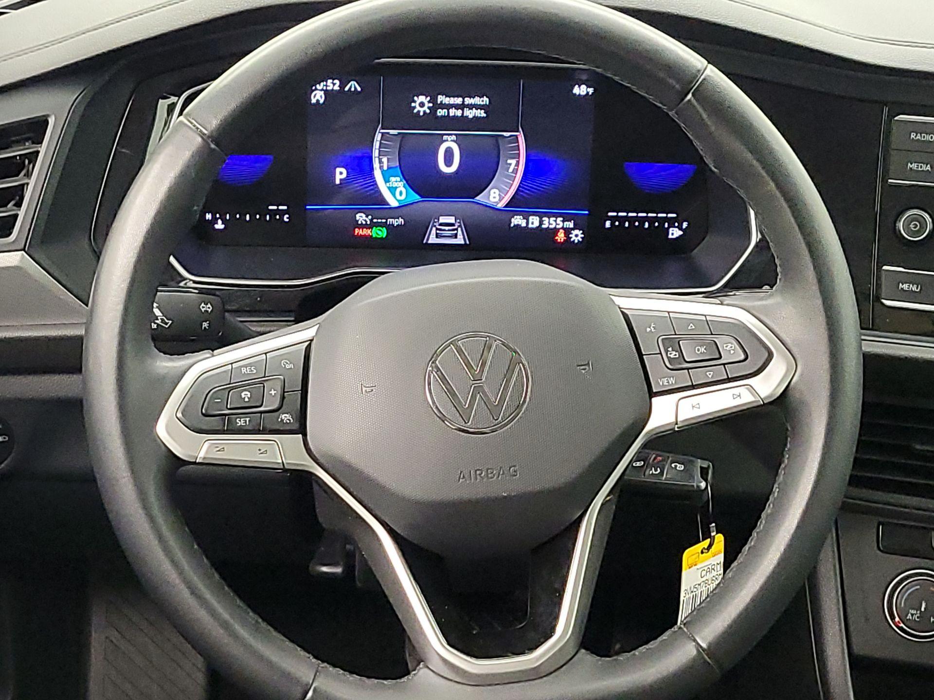 Thumbnail: 2024 Volkswagen Jetta - 10