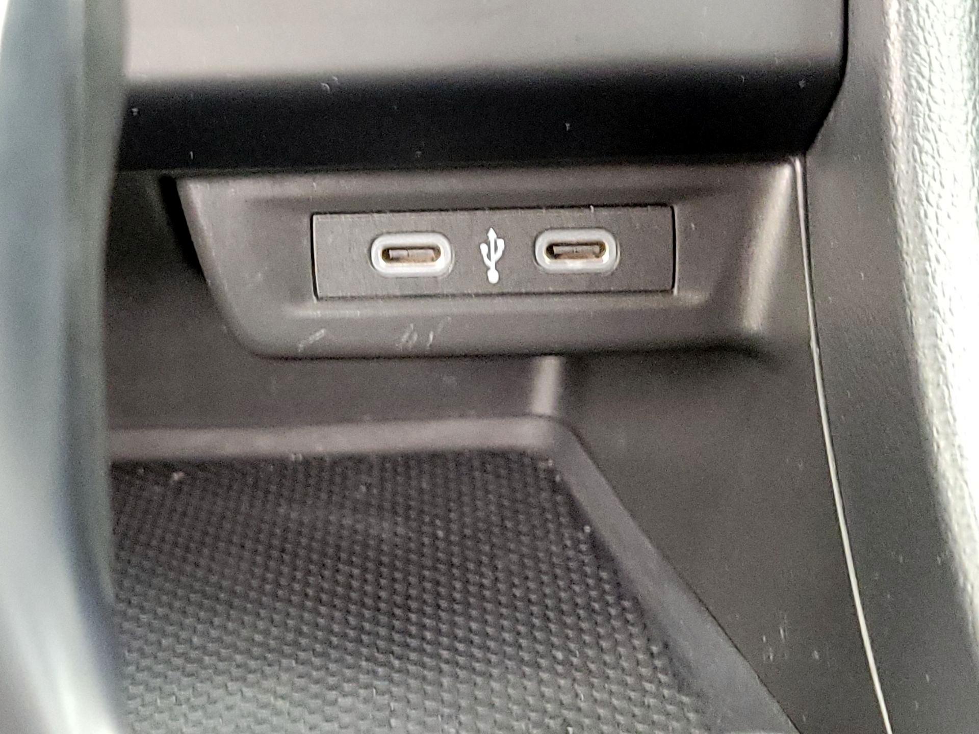 Thumbnail: 2024 Volkswagen Jetta - 18