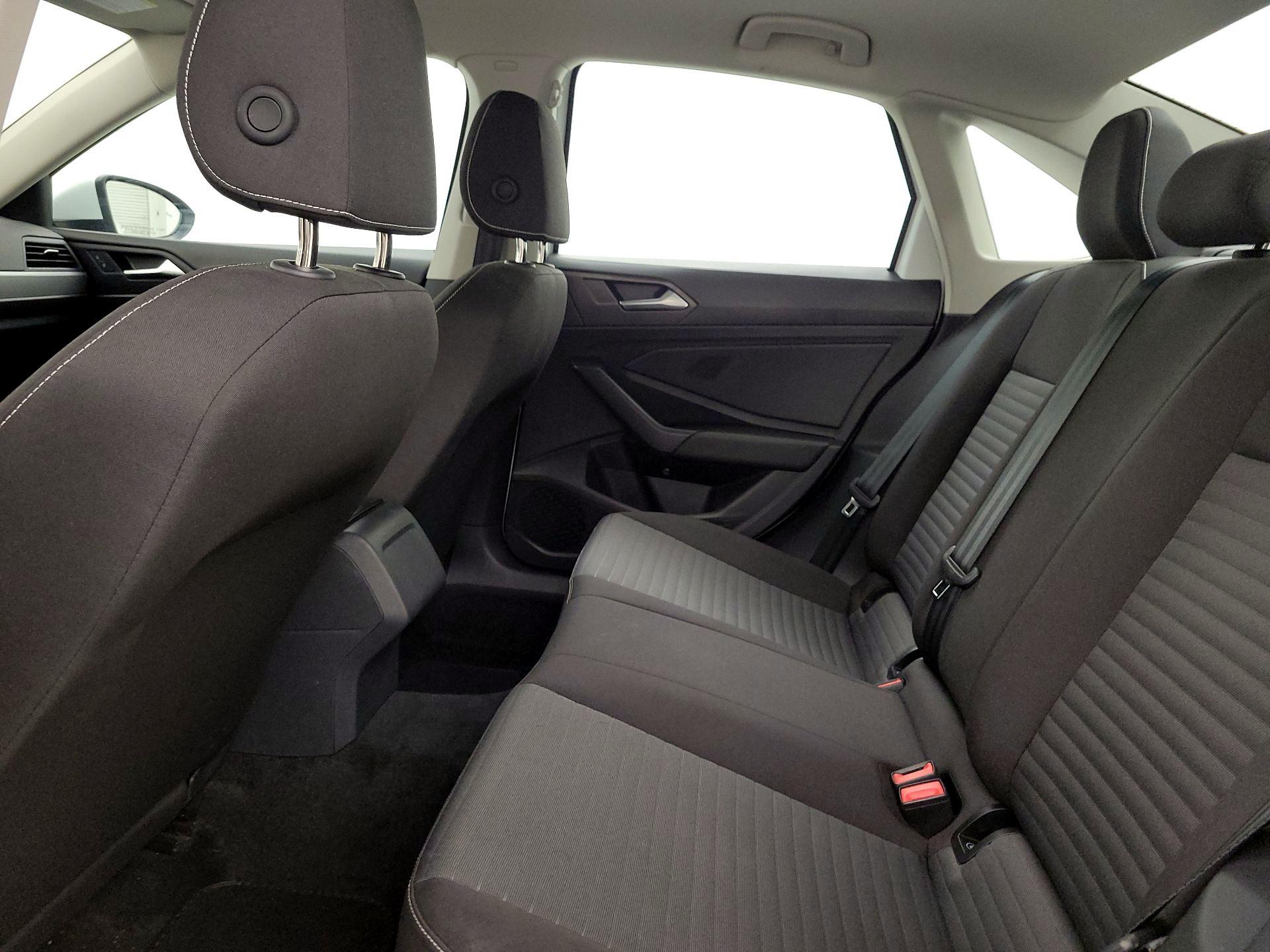 Thumbnail: 2024 Volkswagen Jetta - 19