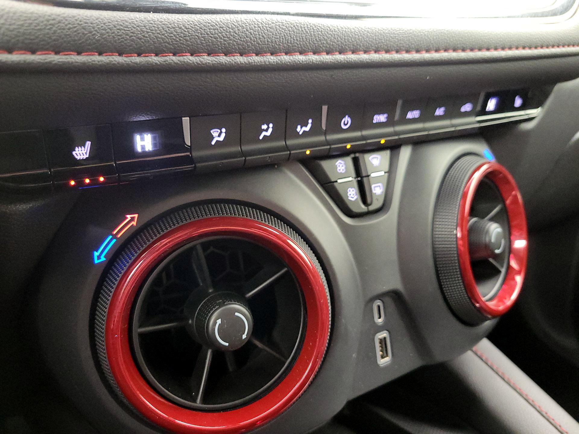 Thumbnail: 2025 Chevrolet Blazer - 16