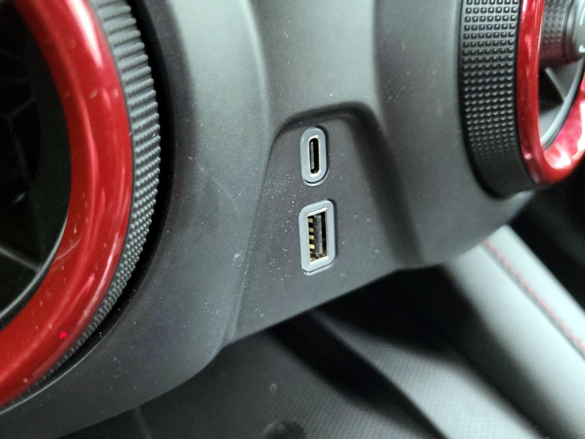 Thumbnail: 2025 Chevrolet Blazer - 18