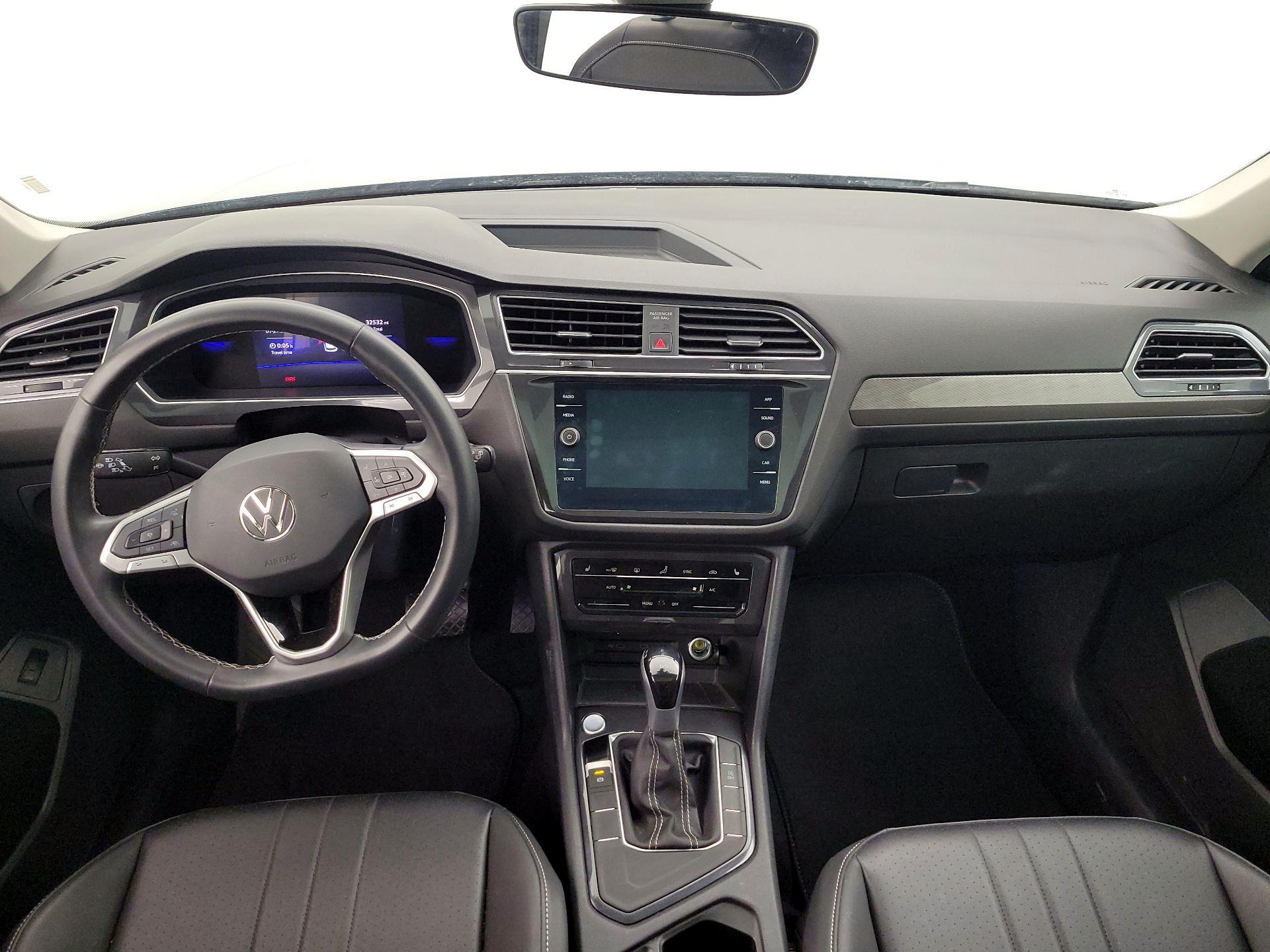 Thumbnail: 2024 Volkswagen Tiguan - 9