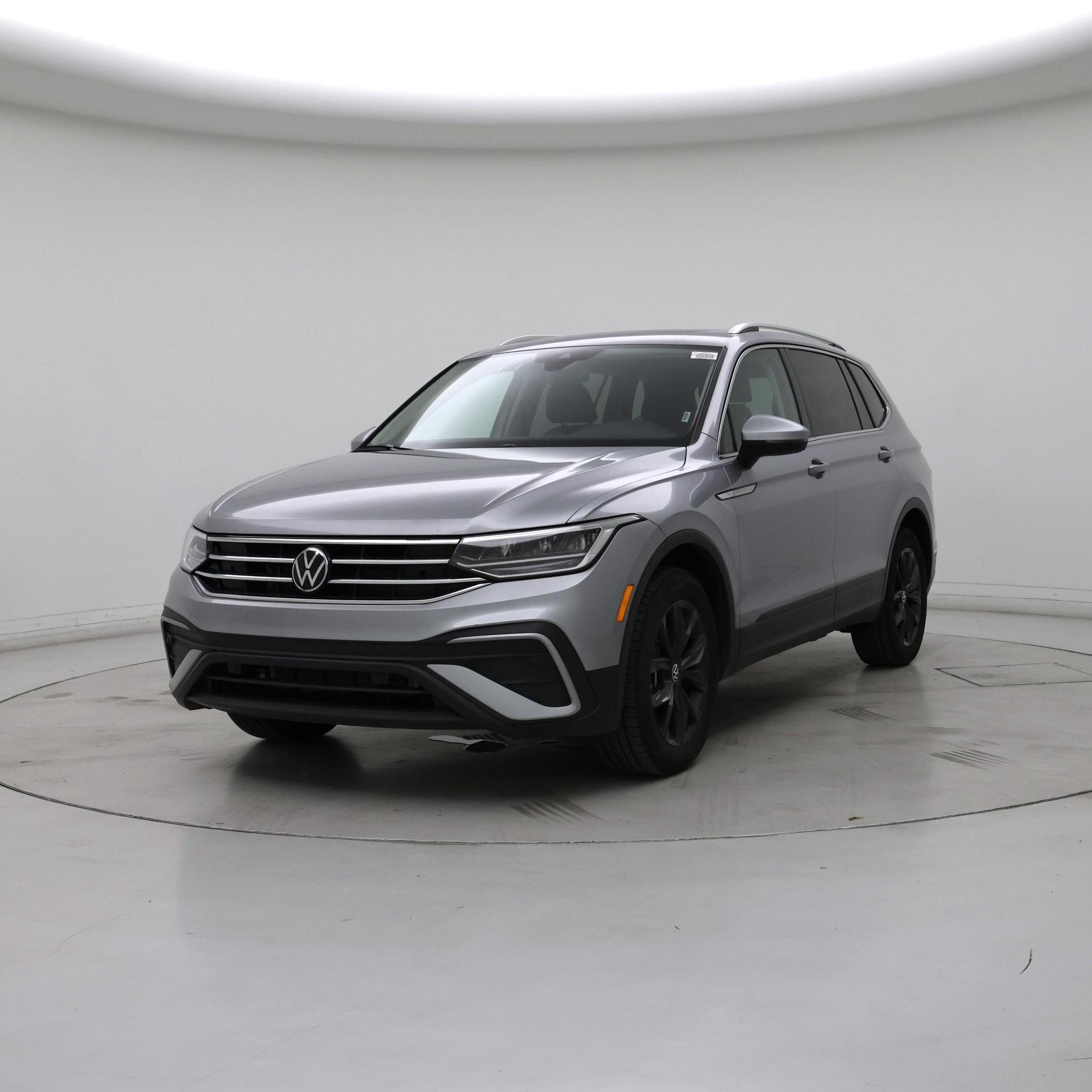 Thumbnail: 2024 Volkswagen Tiguan - 4