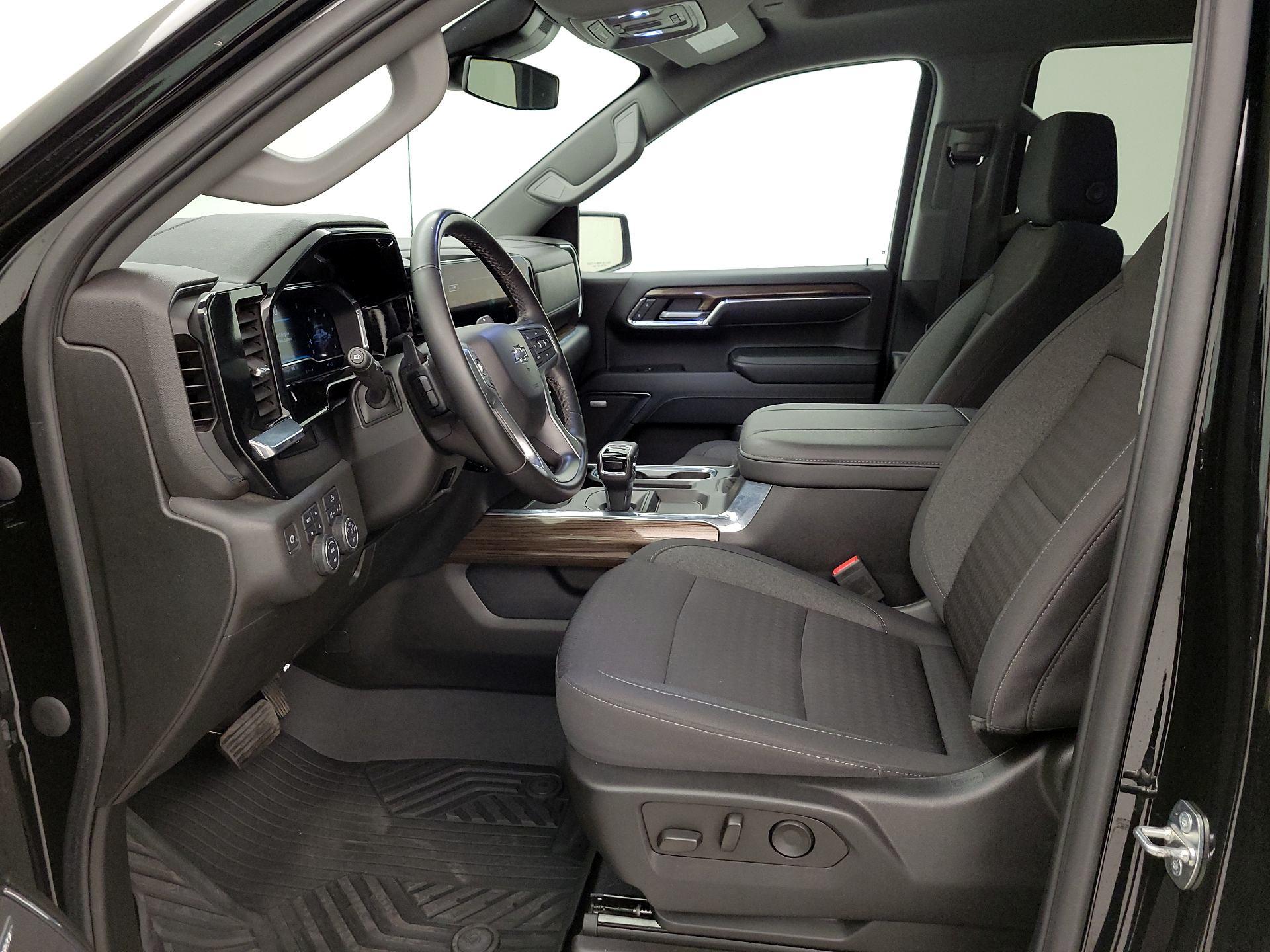 Thumbnail: 2024 Chevrolet Silverado 1500 - 11