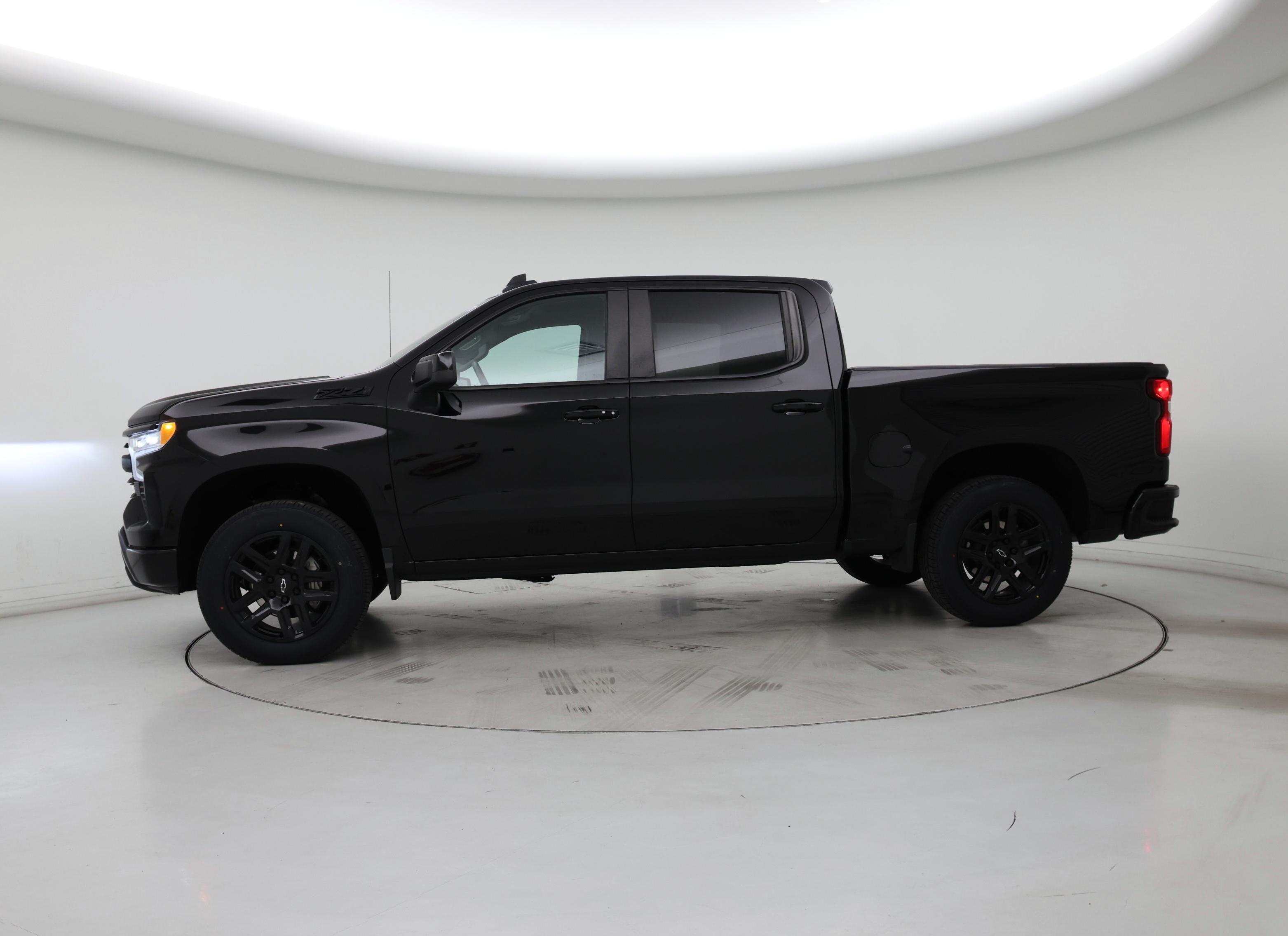 Thumbnail: 2024 Chevrolet Silverado 1500 - 3