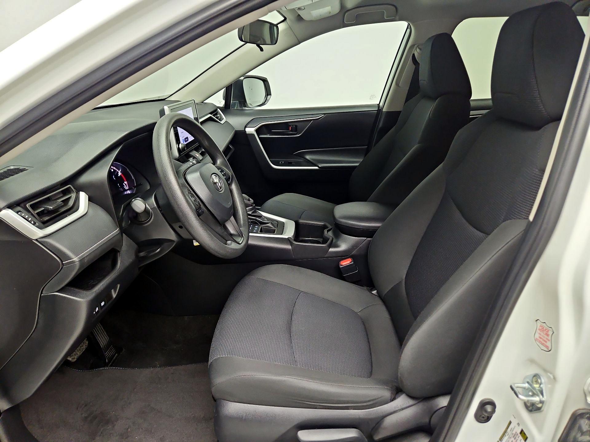 Thumbnail: 2024 Toyota RAV4 - 11