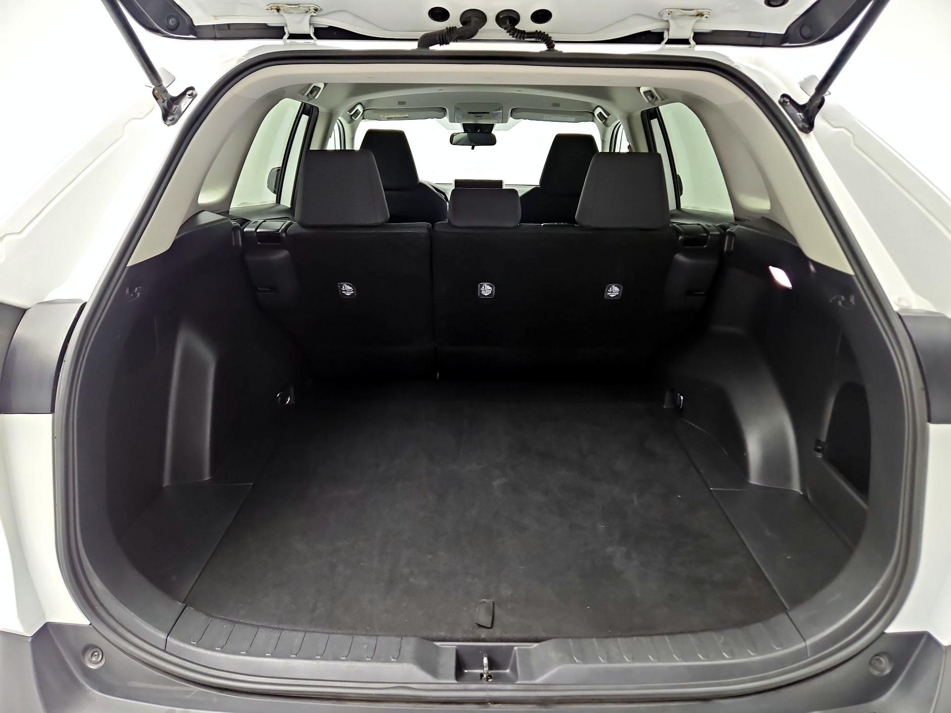 Thumbnail: 2024 Toyota RAV4 - 20