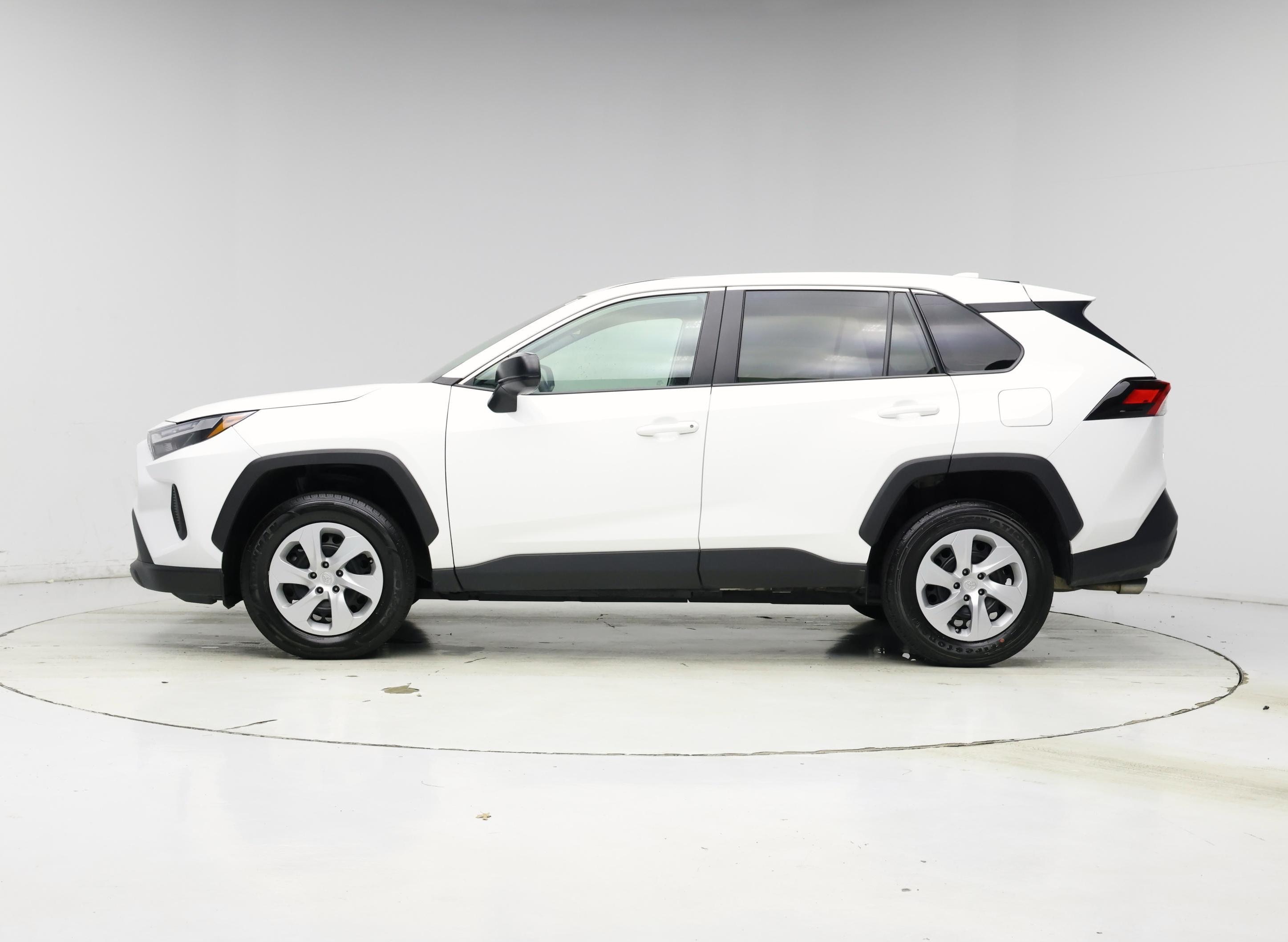 Thumbnail: 2024 Toyota RAV4 - 3