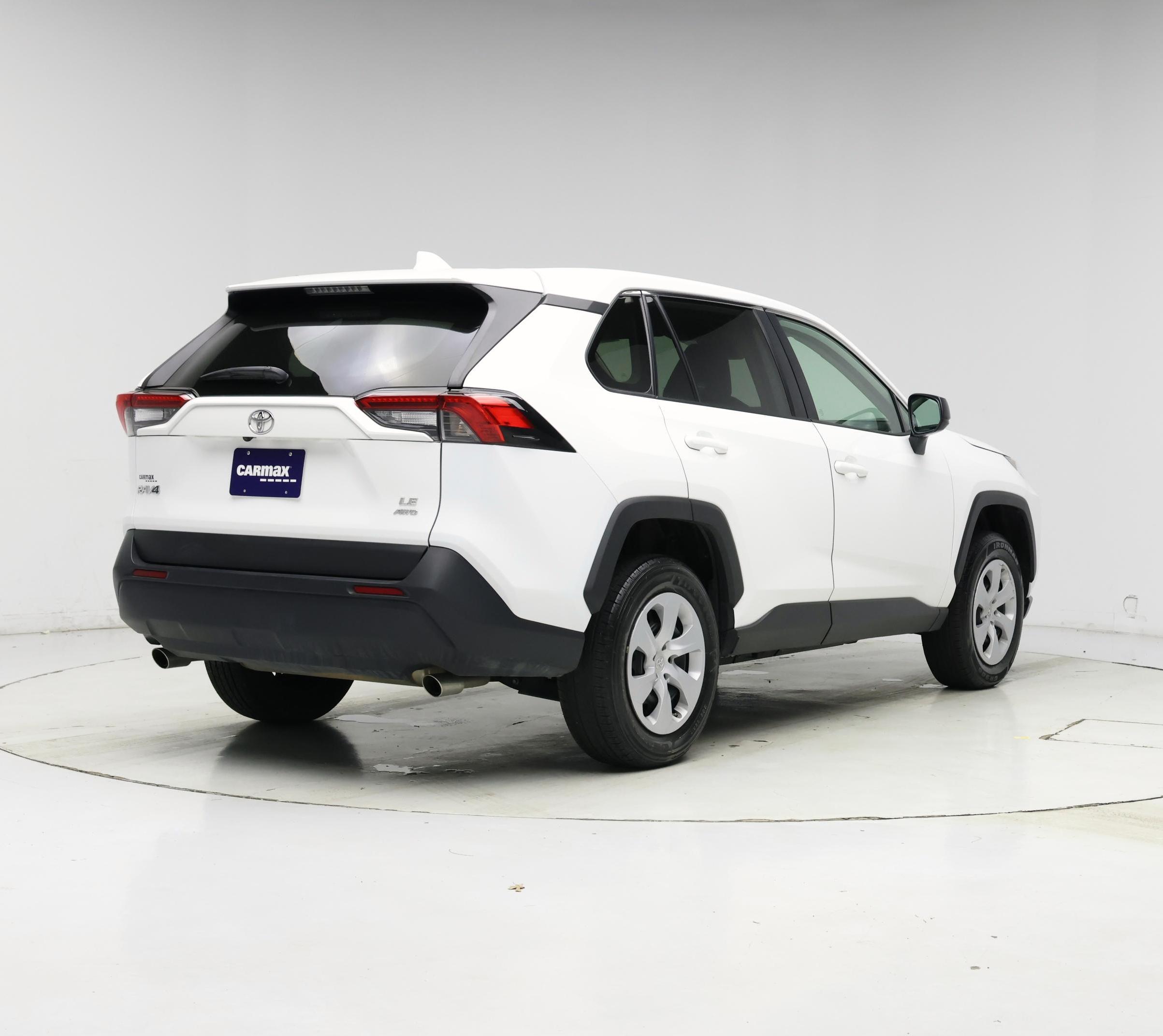 Thumbnail: 2024 Toyota RAV4 - 8