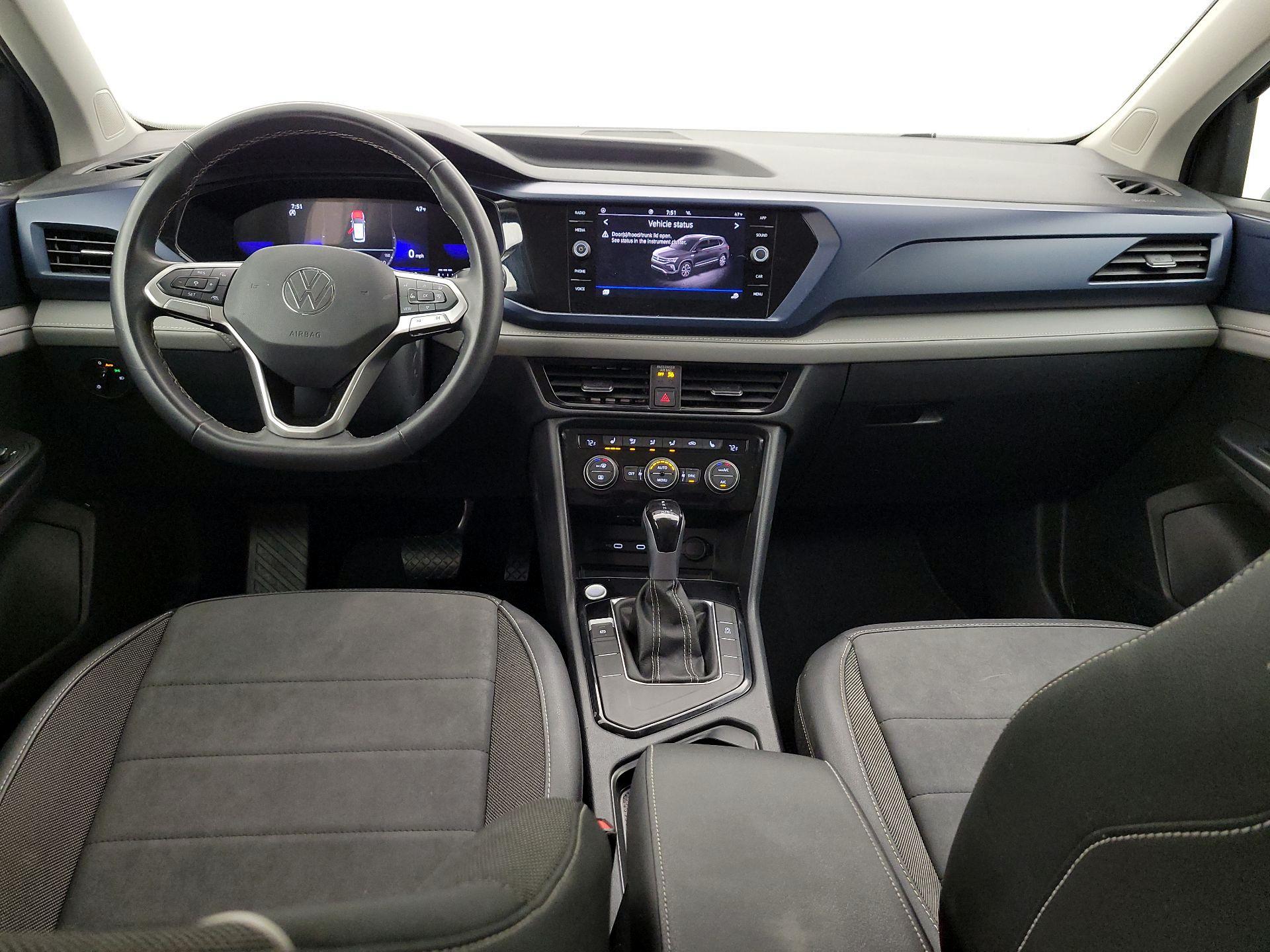 Thumbnail: 2024 Volkswagen Taos - 9