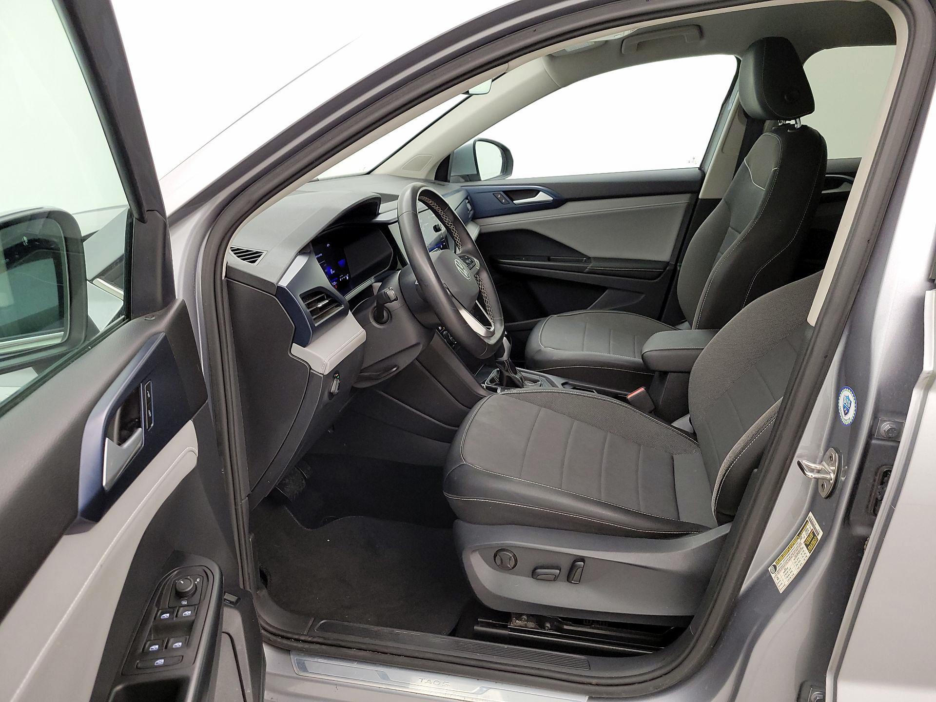 Thumbnail: 2024 Volkswagen Taos - 11