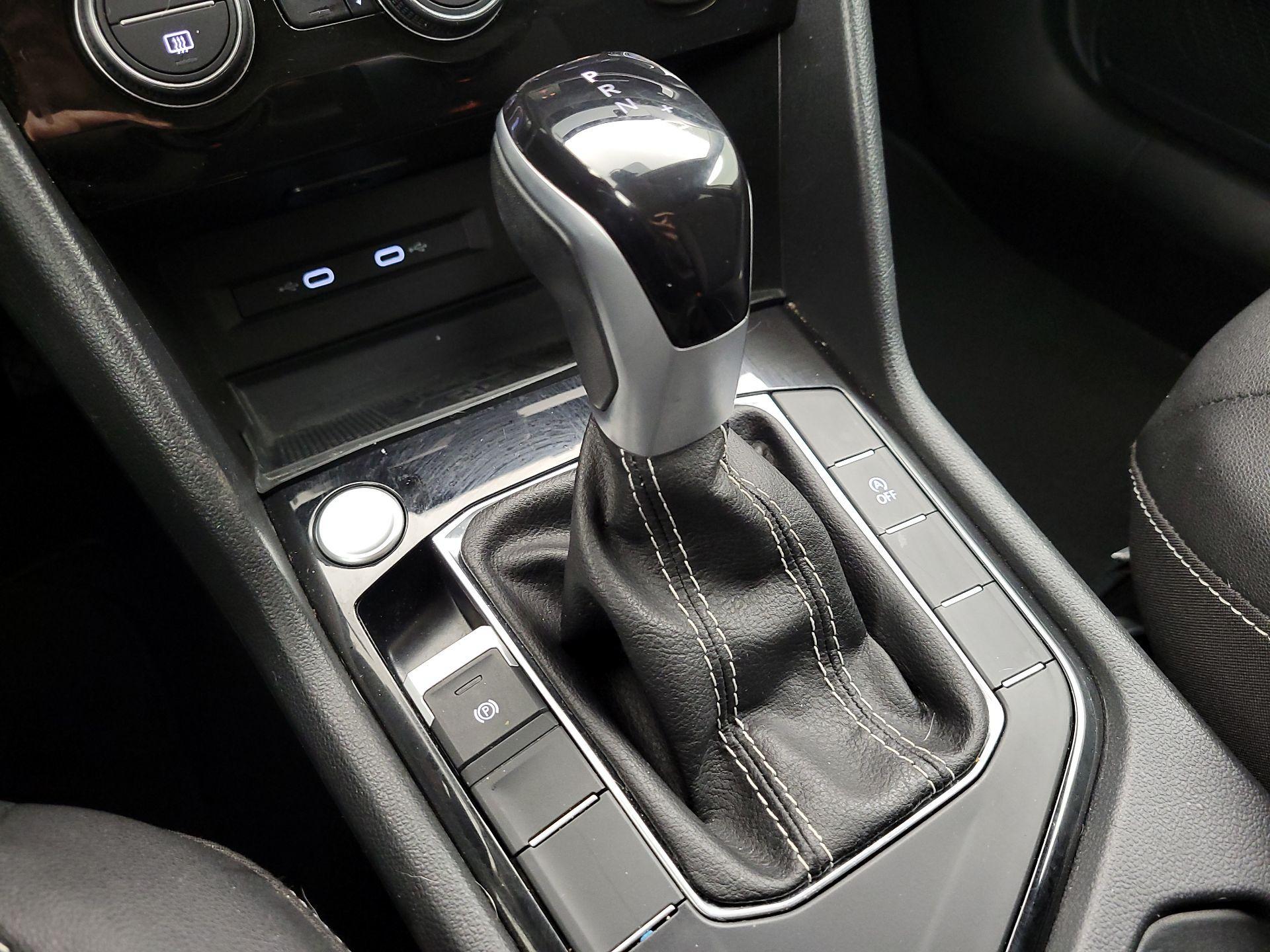 Thumbnail: 2024 Volkswagen Taos - 15