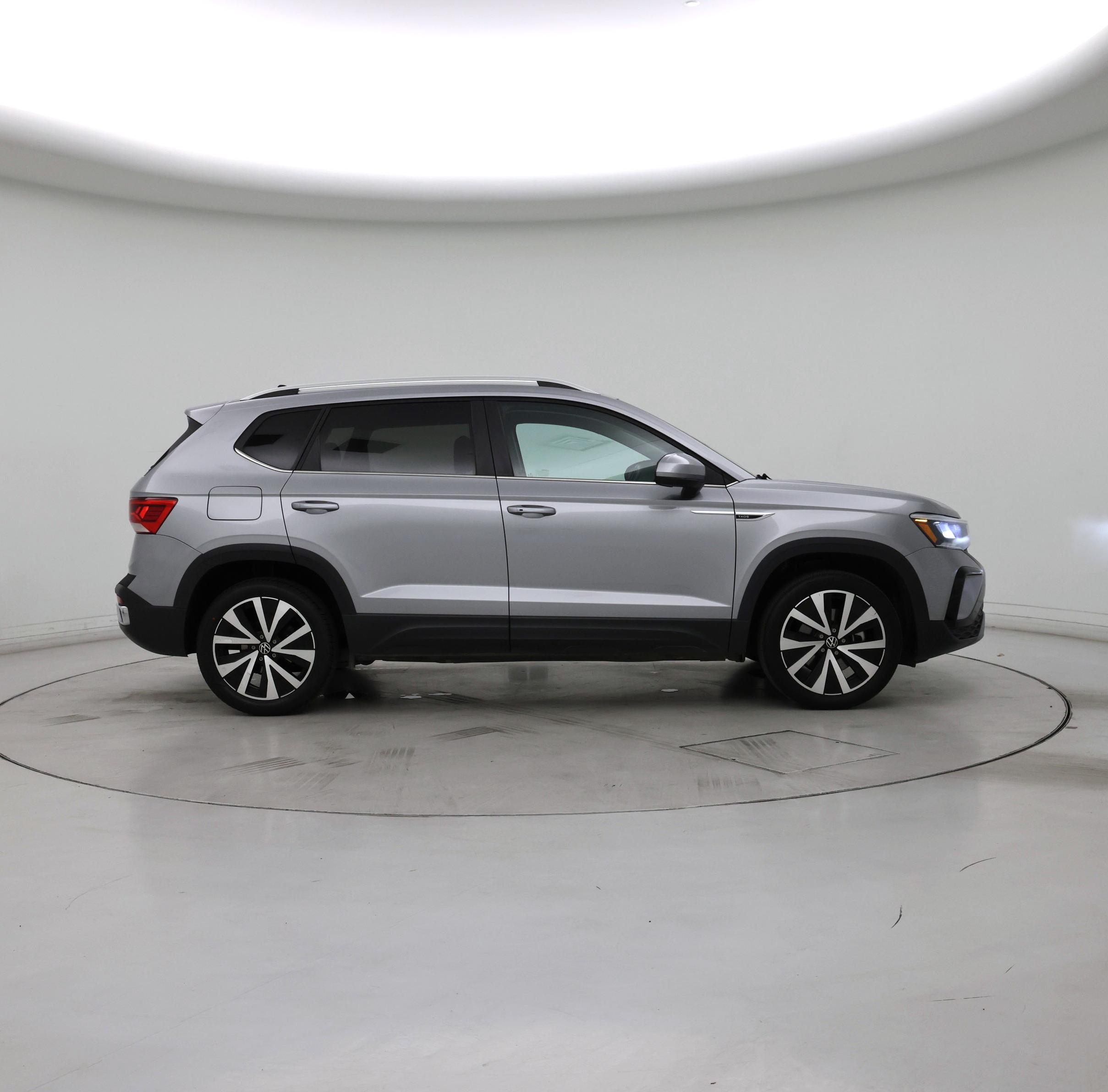 Thumbnail: 2024 Volkswagen Taos - 7