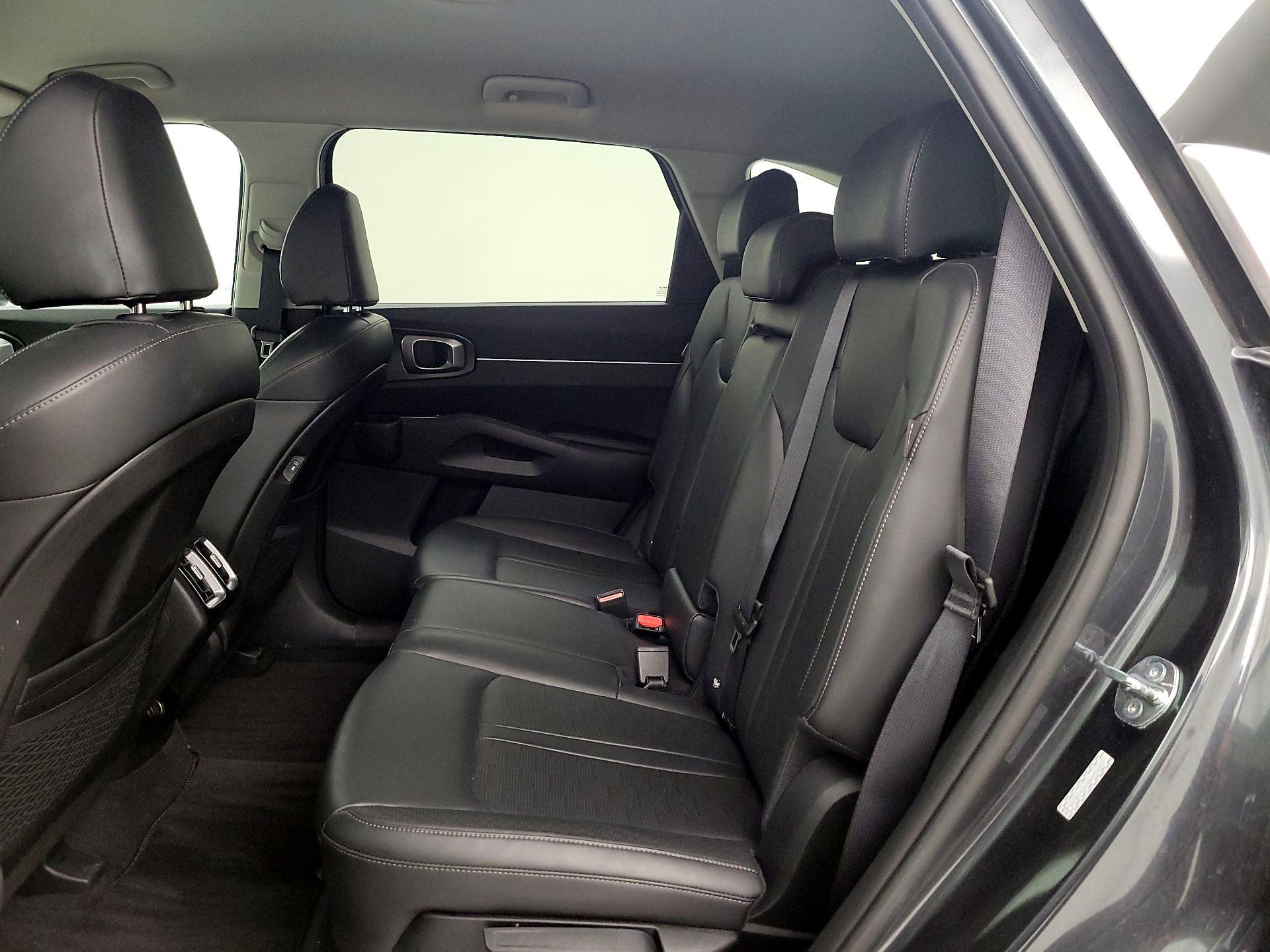 Thumbnail: 2024 Kia Sorento - 18