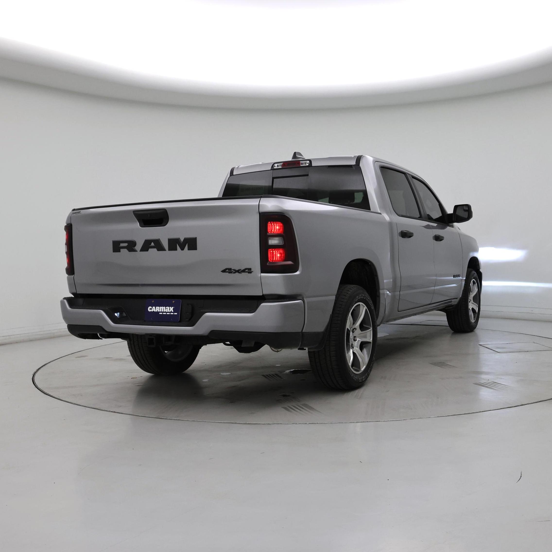 Thumbnail: 2025 RAM 1500 - 8