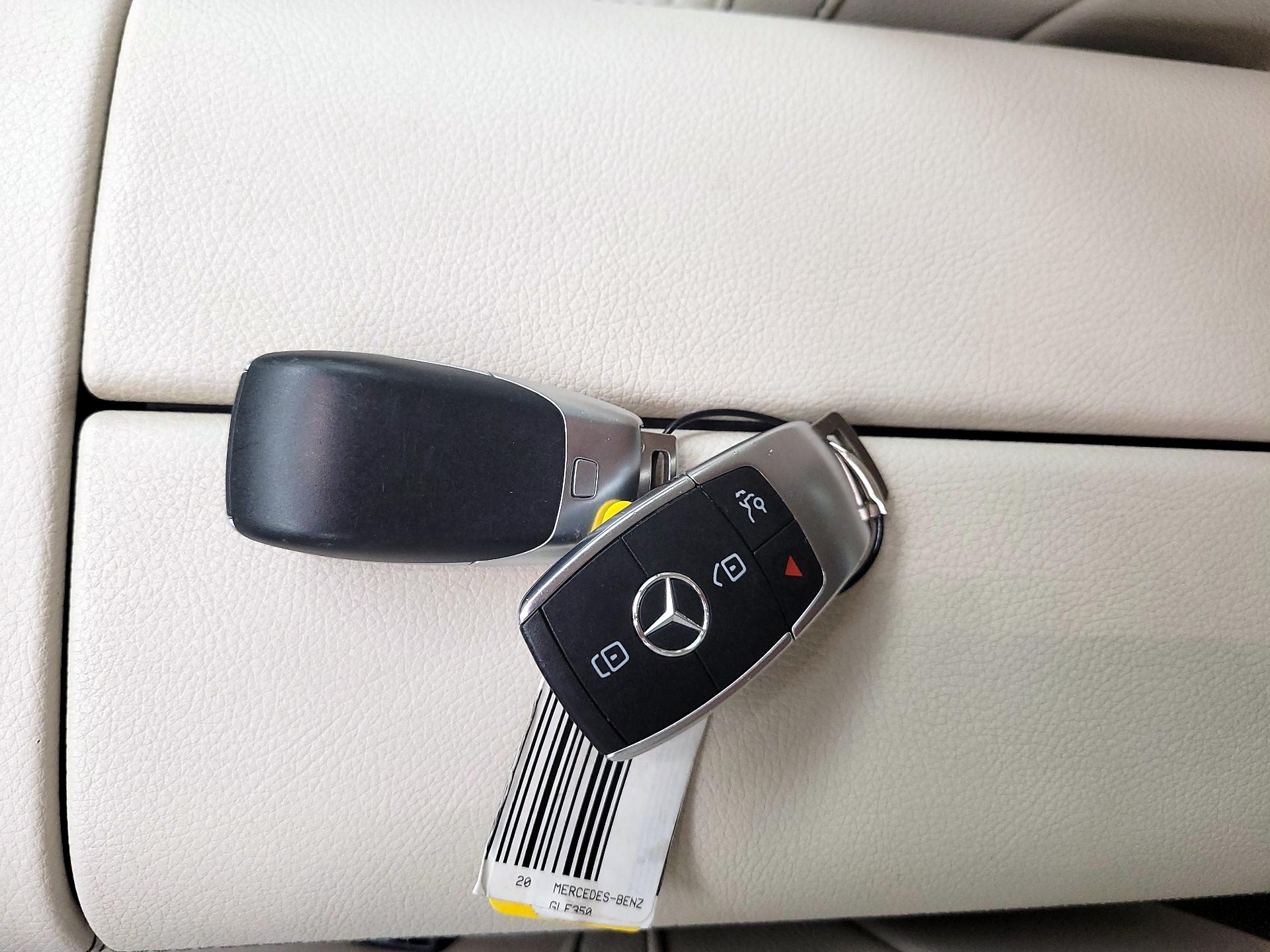 Thumbnail: 2020 Mercedes-Benz GLE - 18