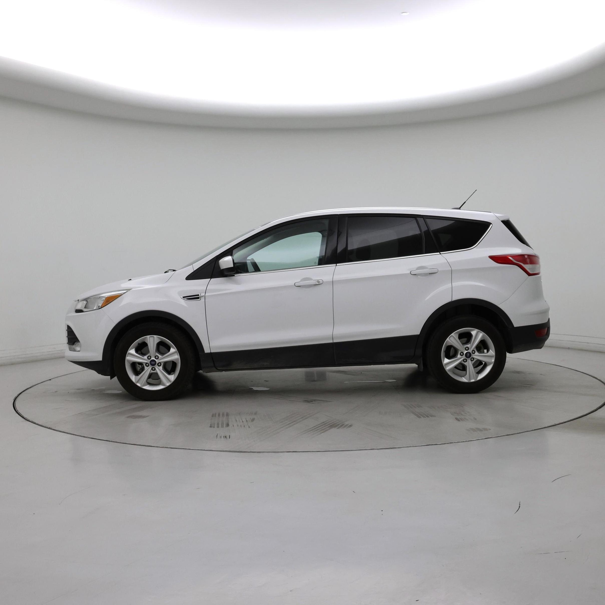 Thumbnail: 2016 Ford Escape - 3