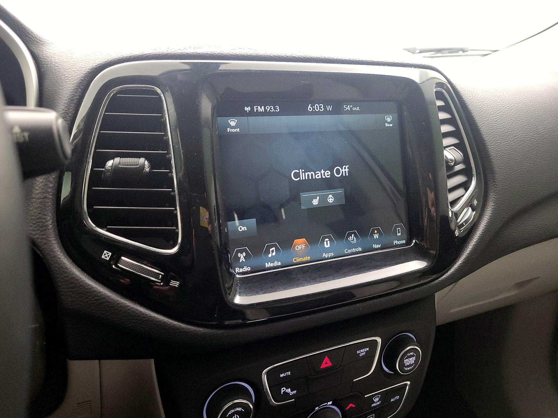 Thumbnail: 2017 Jeep Compass - 14