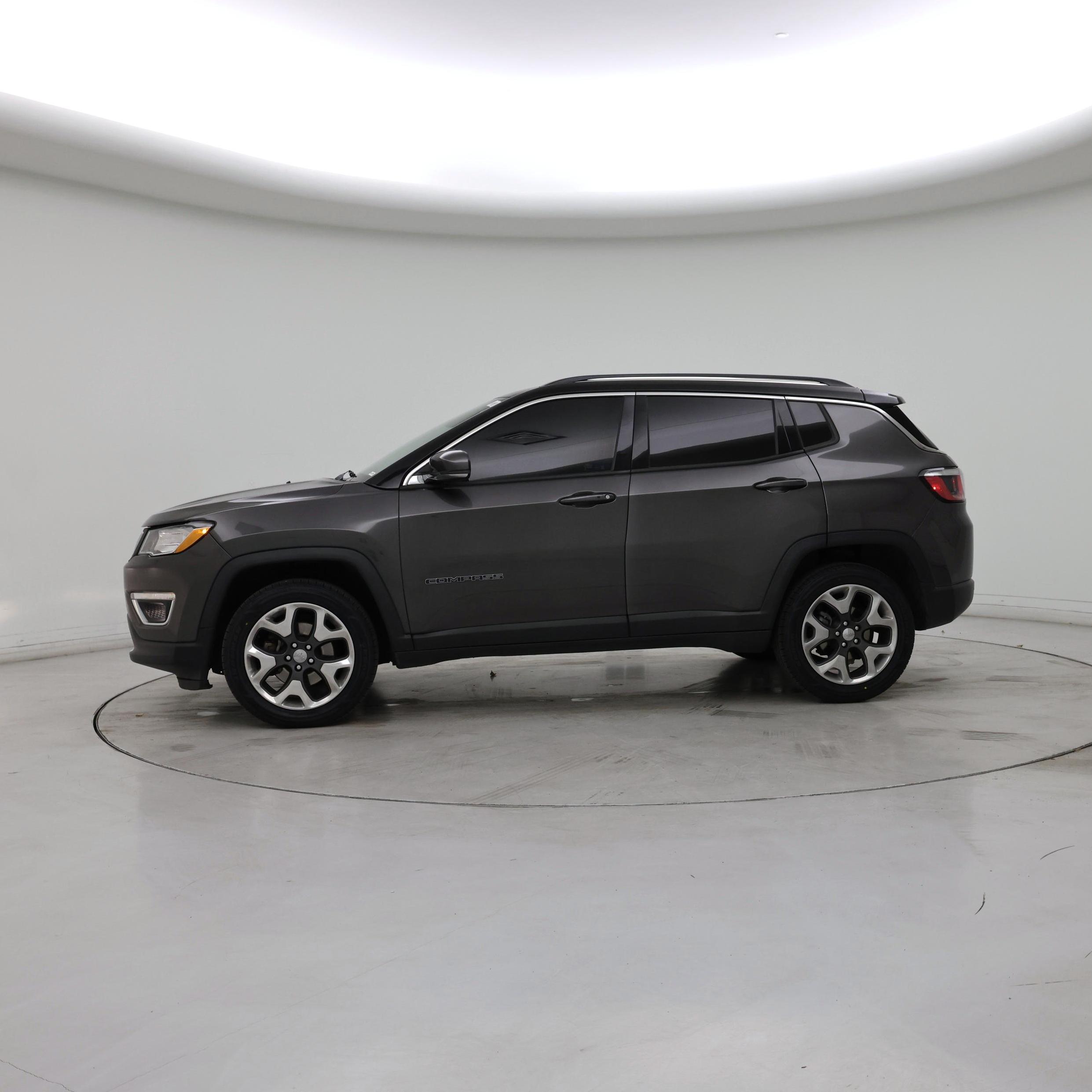 Thumbnail: 2017 Jeep Compass - 3