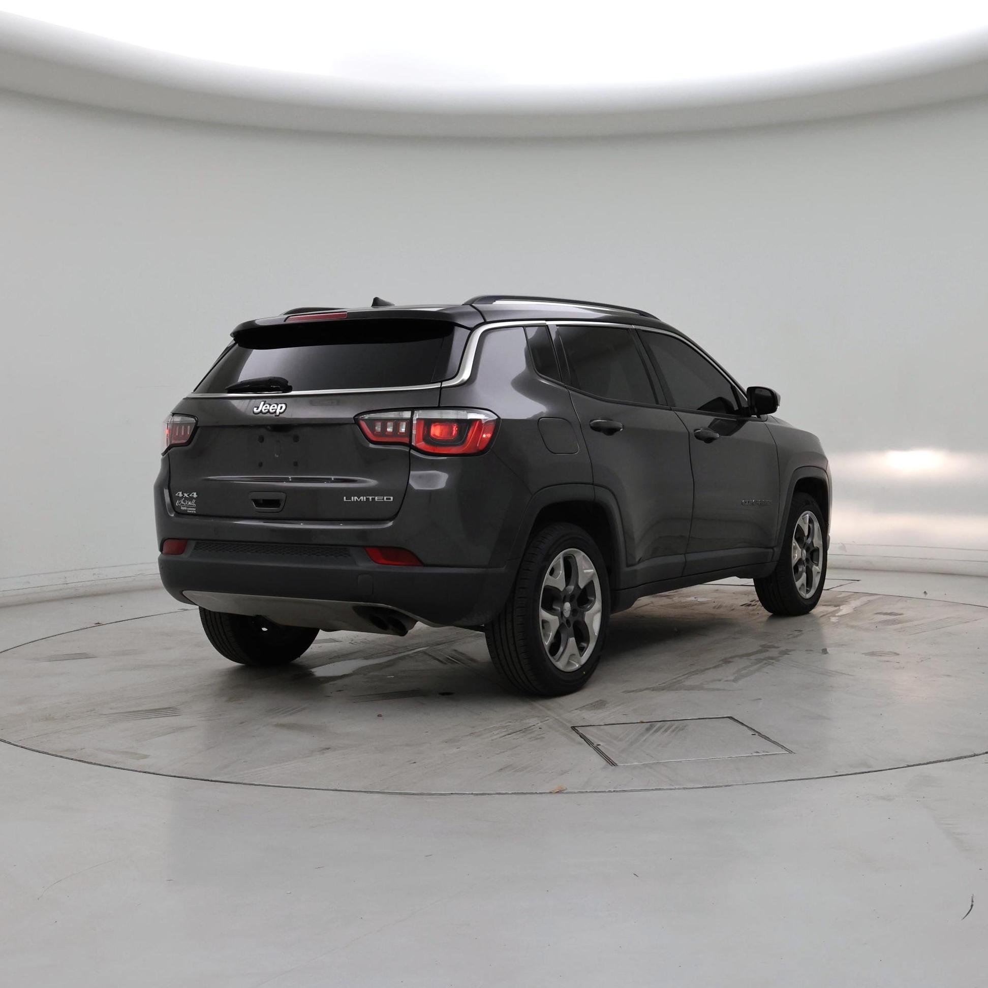 Thumbnail: 2017 Jeep Compass - 8