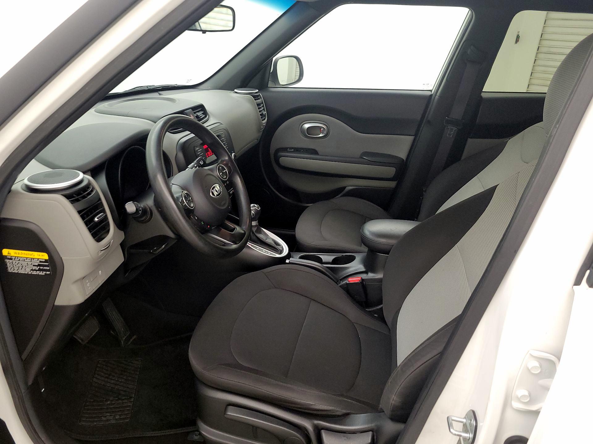 Thumbnail: 2015 Kia Soul - 11