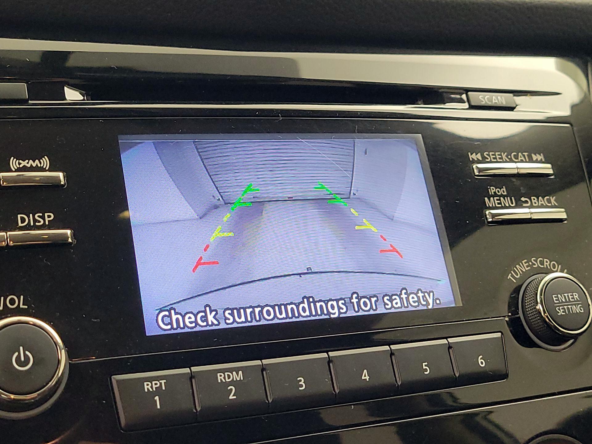 Thumbnail: 2017 Nissan Rogue - 13