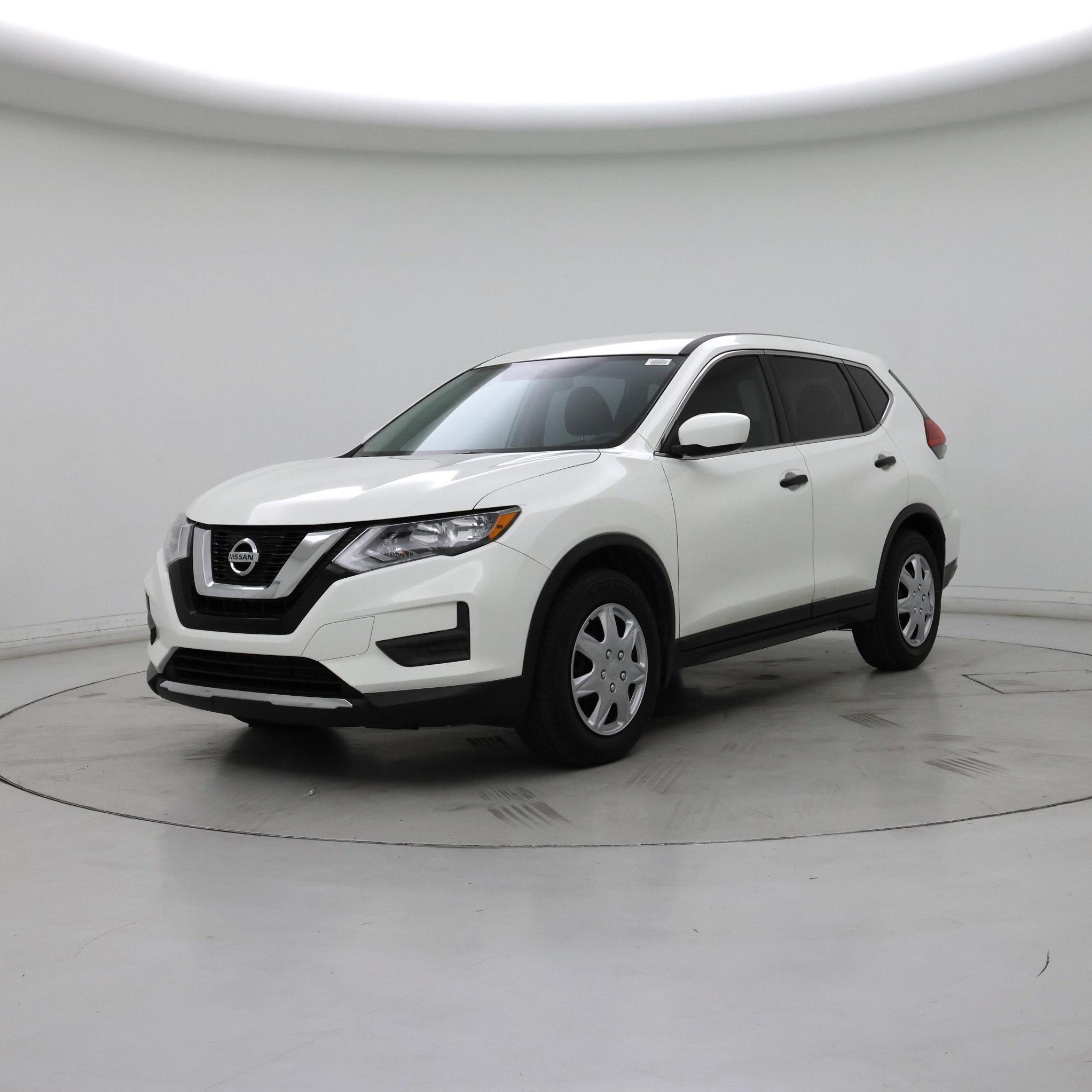 Thumbnail: 2017 Nissan Rogue - 4