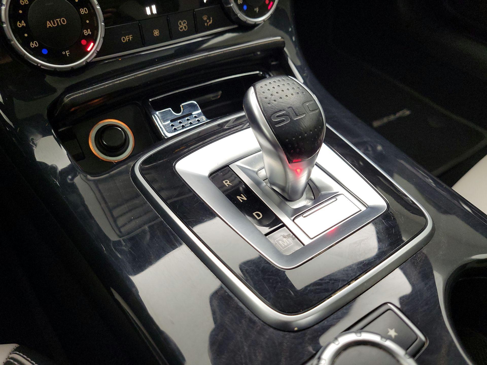 Thumbnail: 2017 Mercedes-Benz SLC - 17