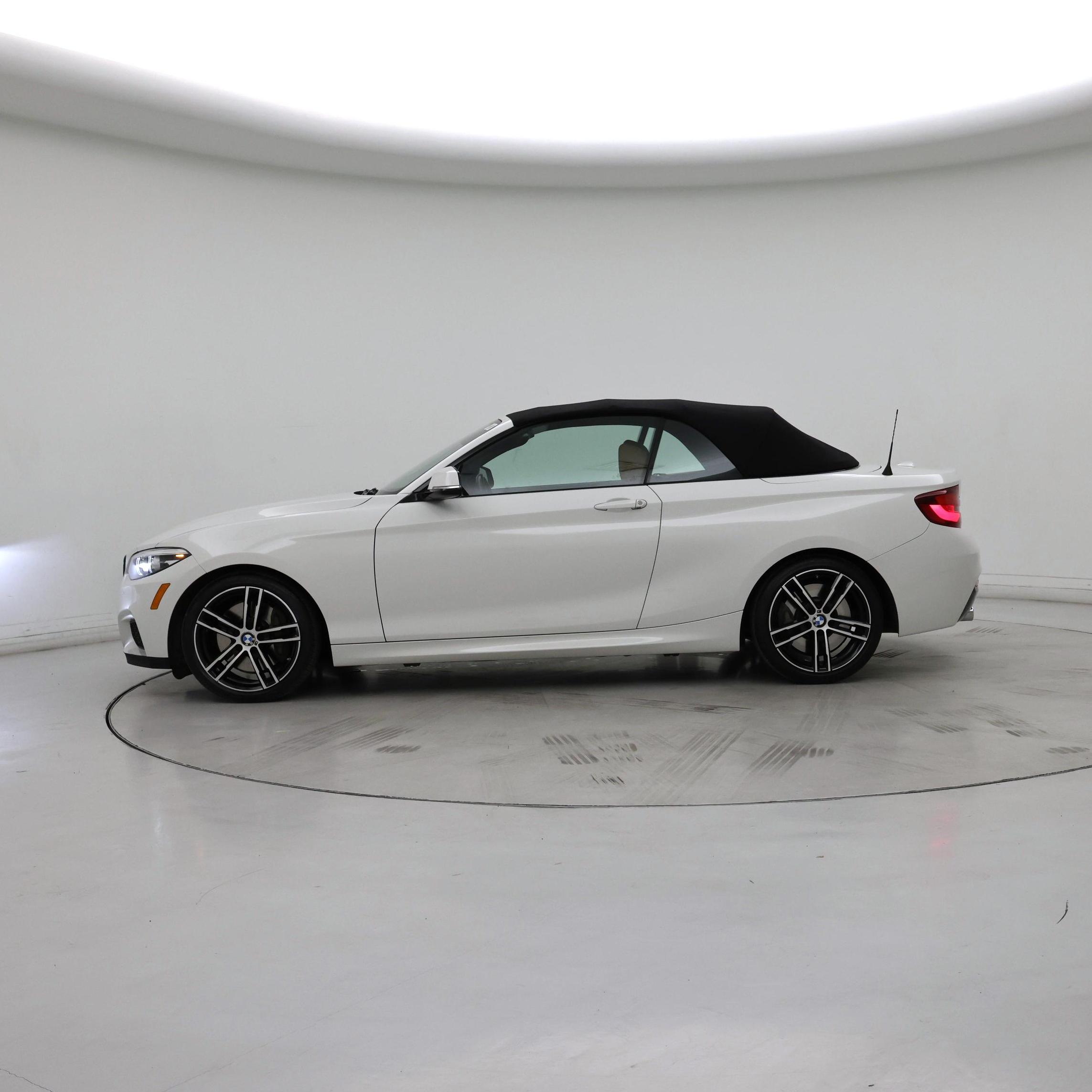 Thumbnail: 2021 BMW 2 Series - 3