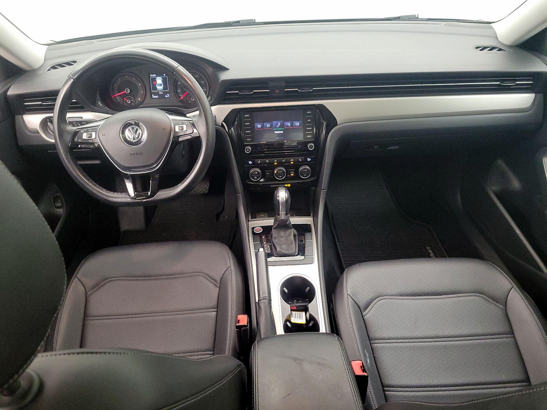 Thumbnail: 2020 Volkswagen Passat - 9