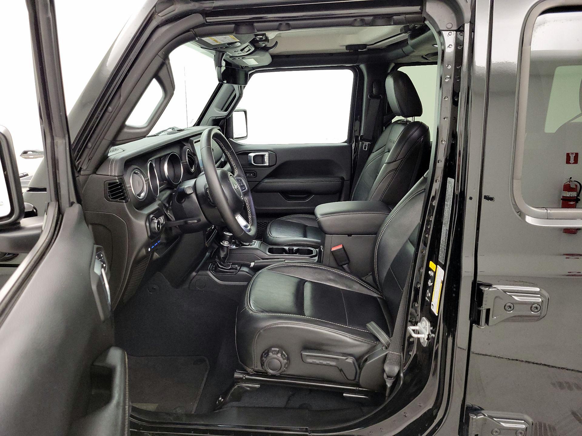 Thumbnail: 2022 Jeep Wrangler - 11