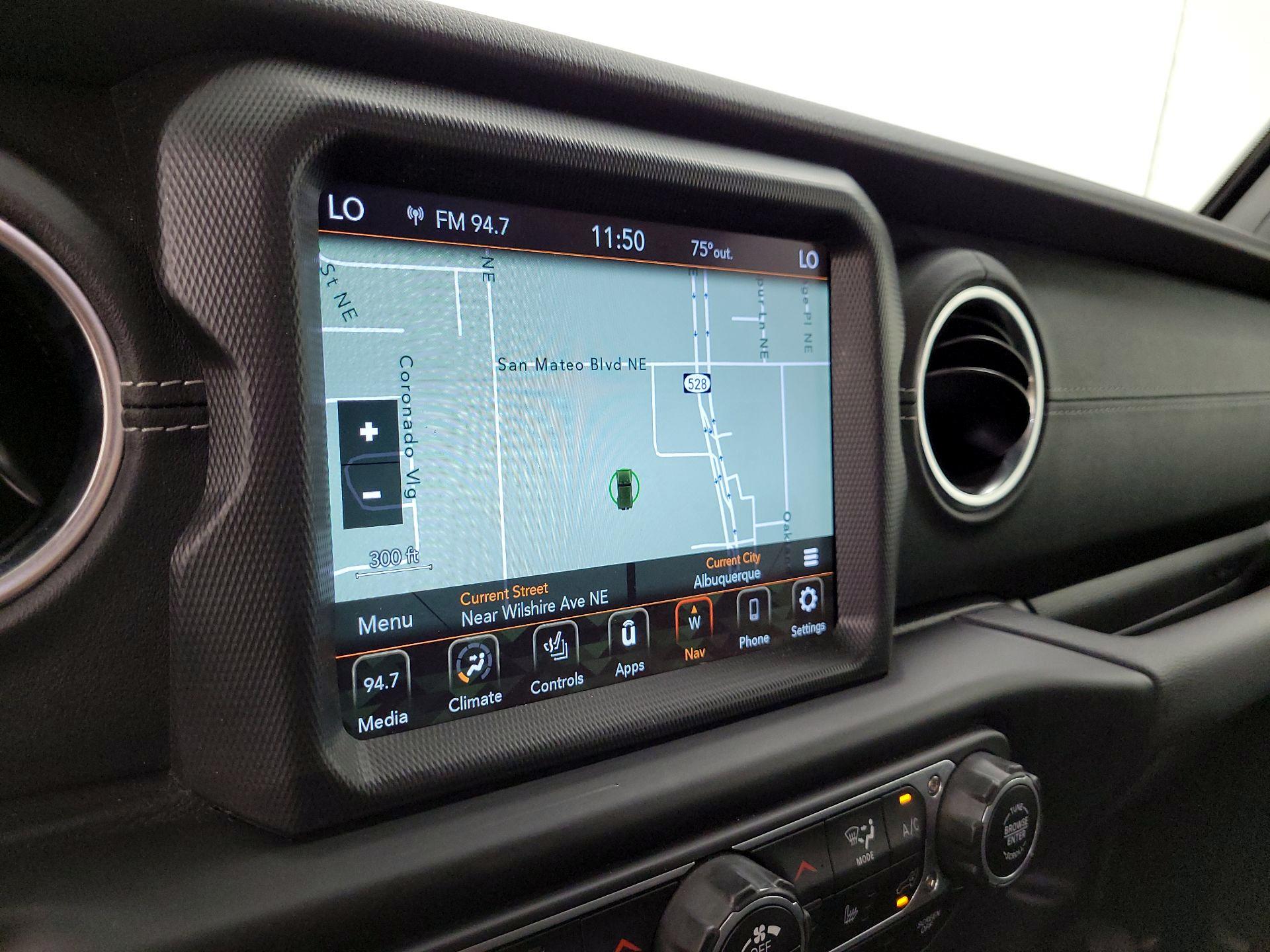 Thumbnail: 2022 Jeep Wrangler - 14