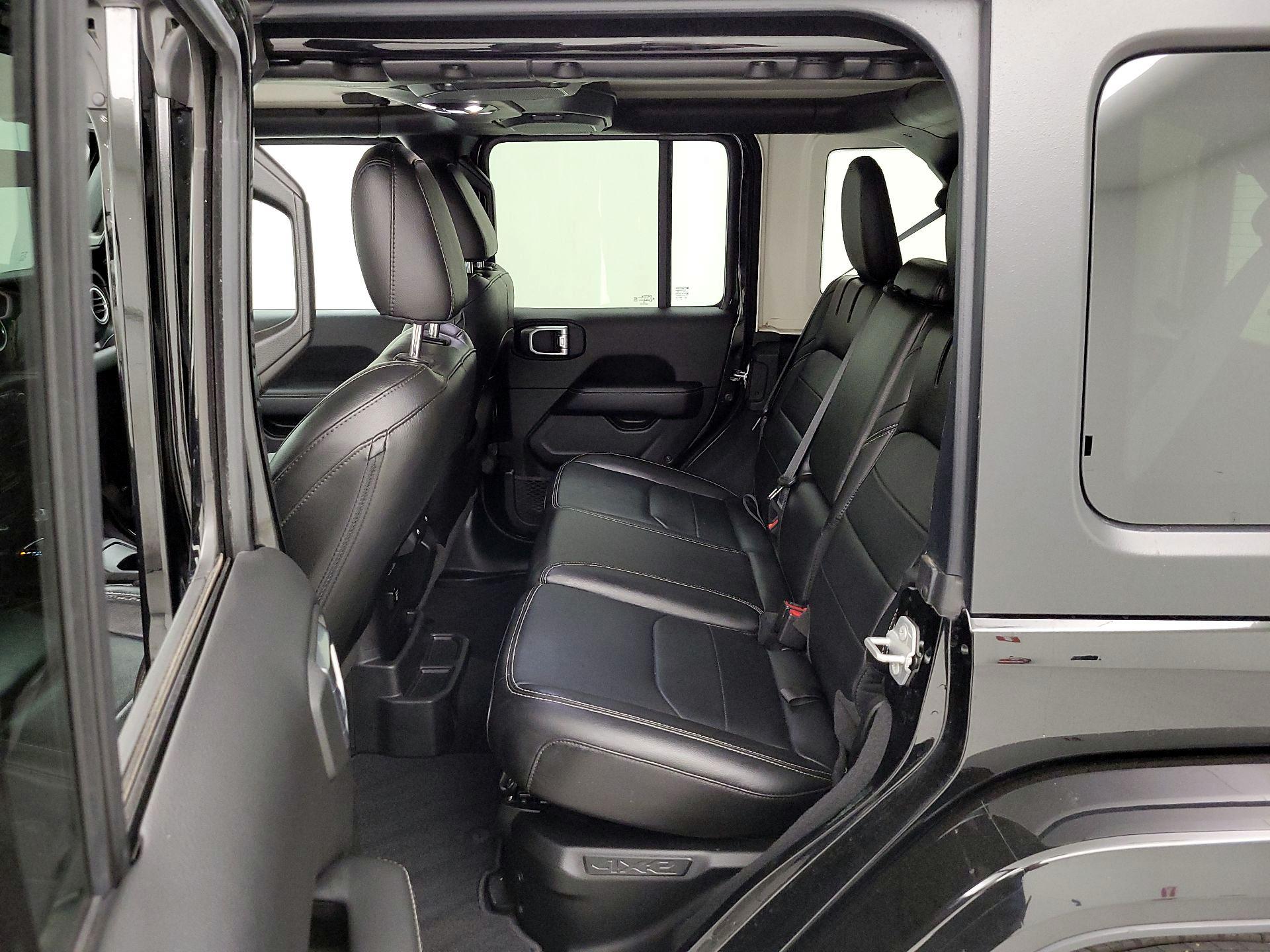 Thumbnail: 2022 Jeep Wrangler - 20