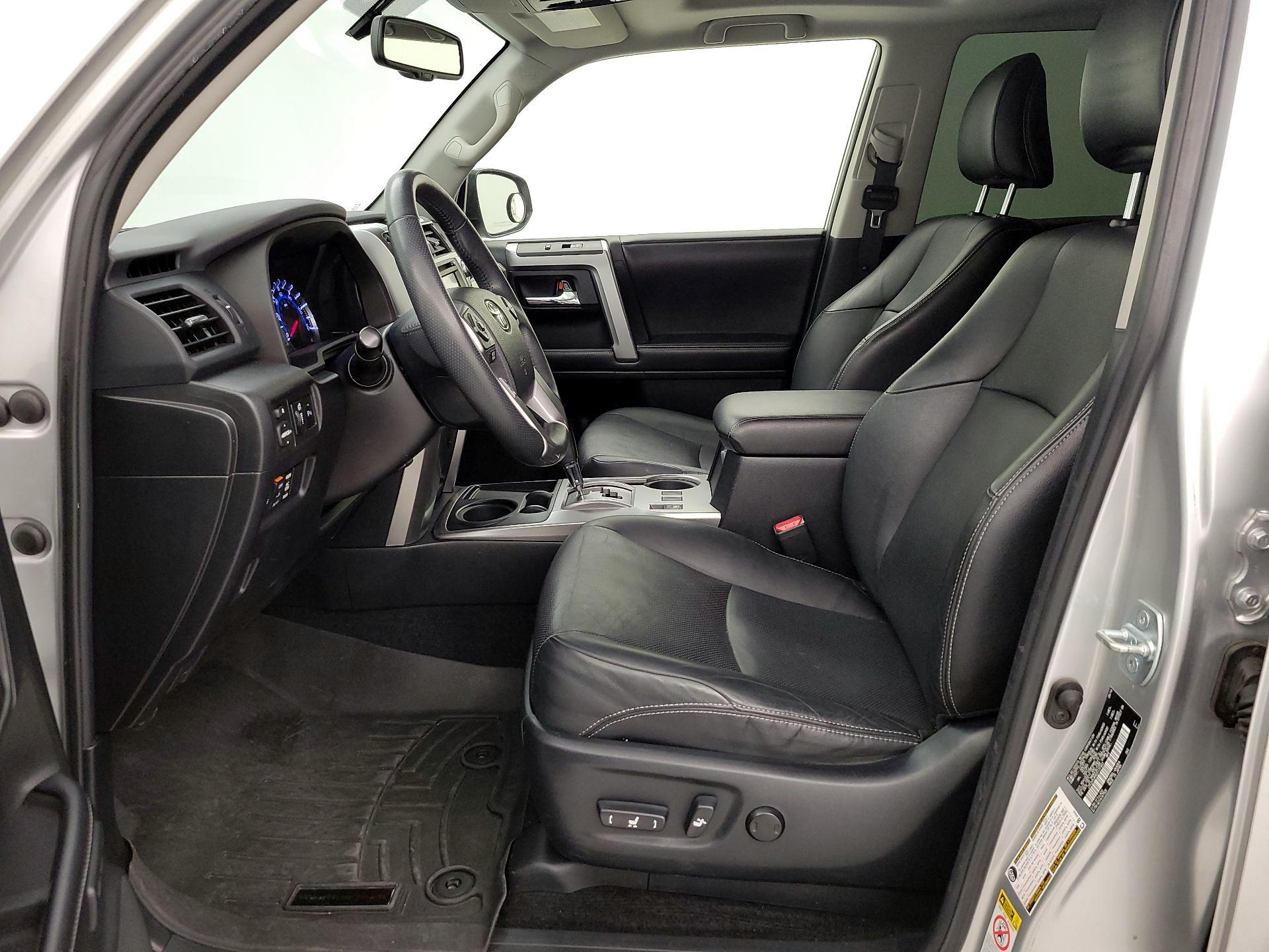 Thumbnail: 2016 Toyota 4Runner - 11