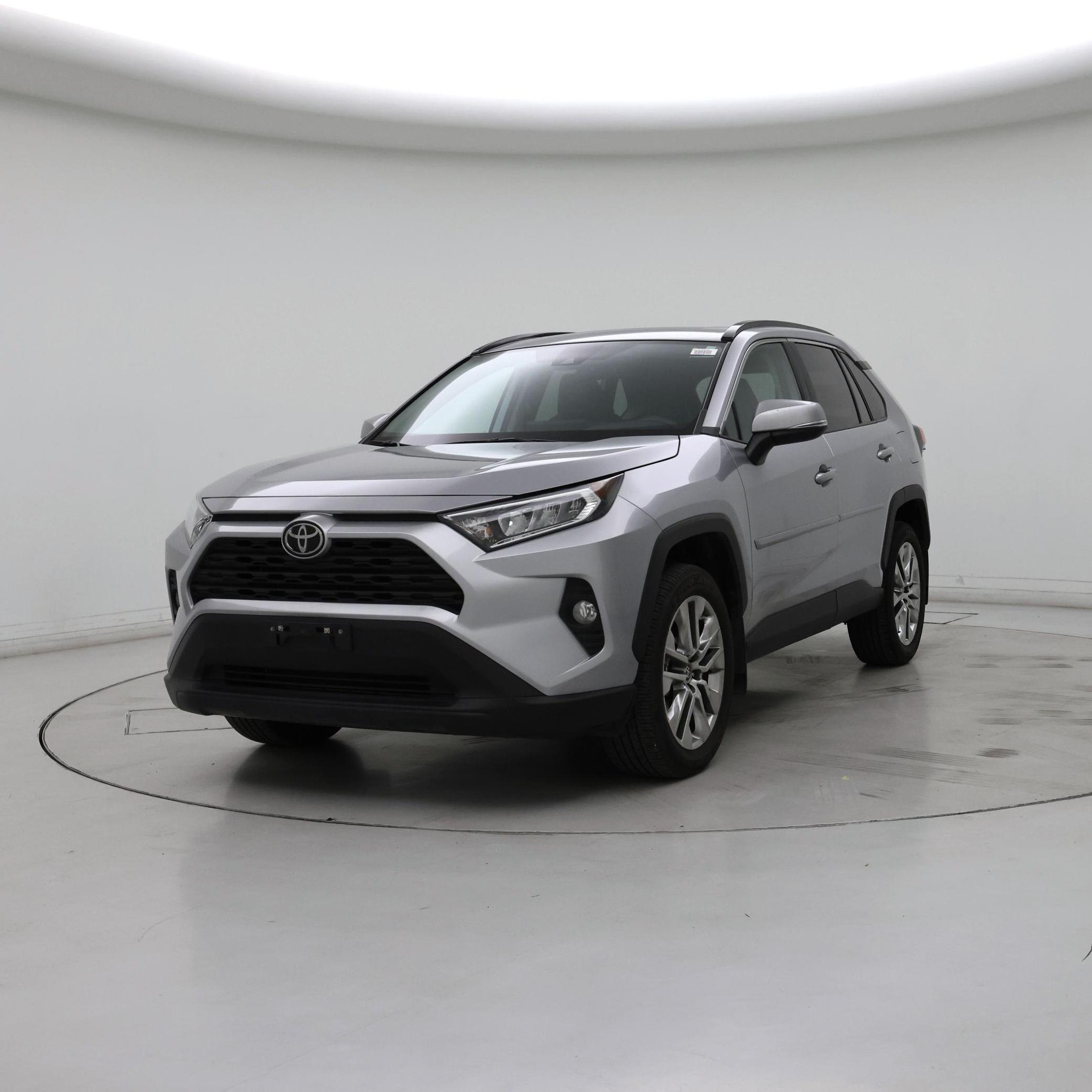 Thumbnail: 2021 Toyota RAV4 - 4
