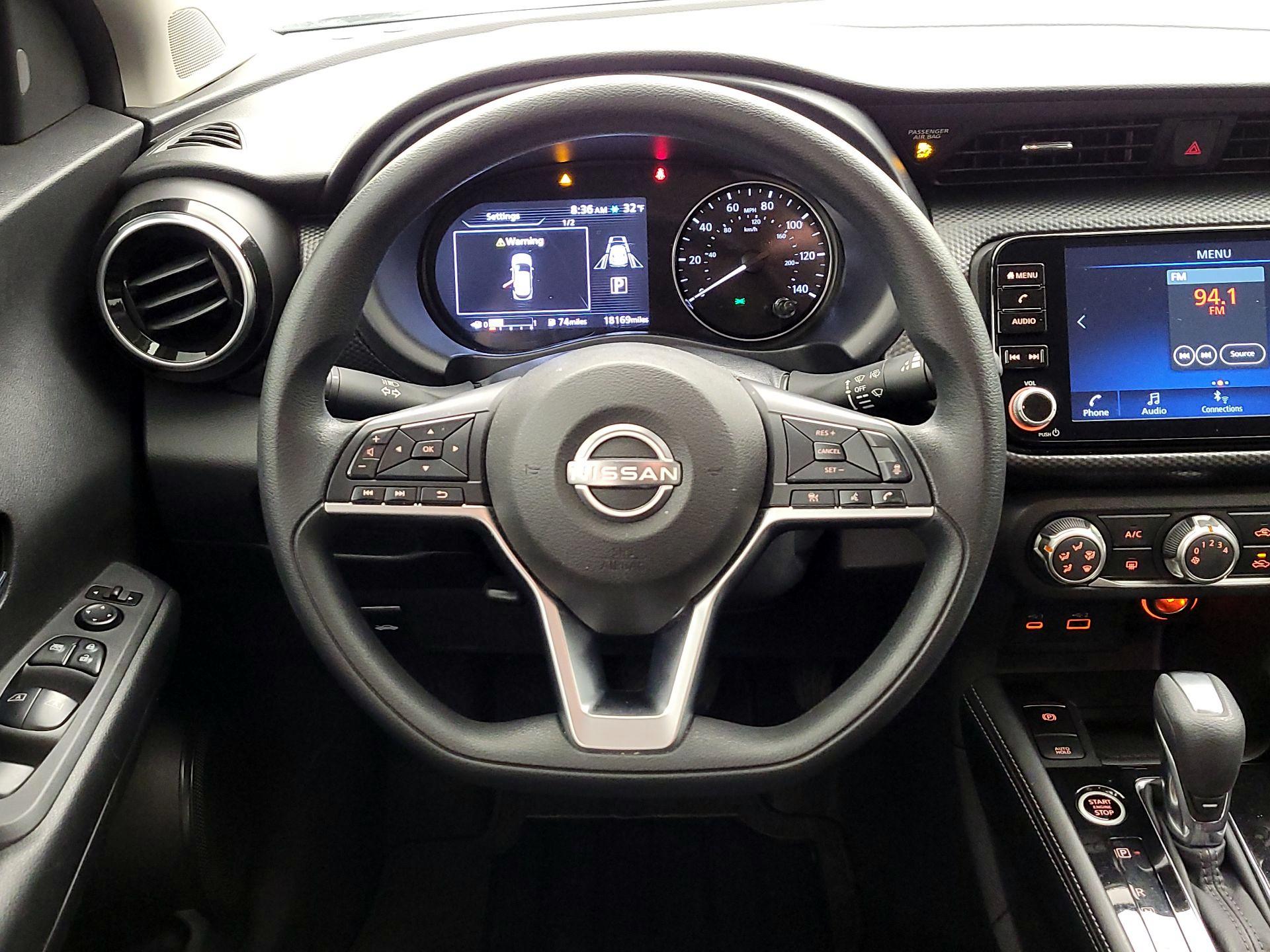 Thumbnail: 2024 Nissan Kicks - 10