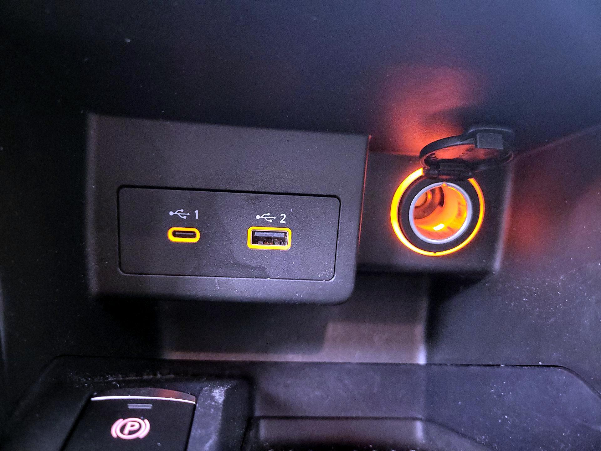 Thumbnail: 2024 Nissan Kicks - 17