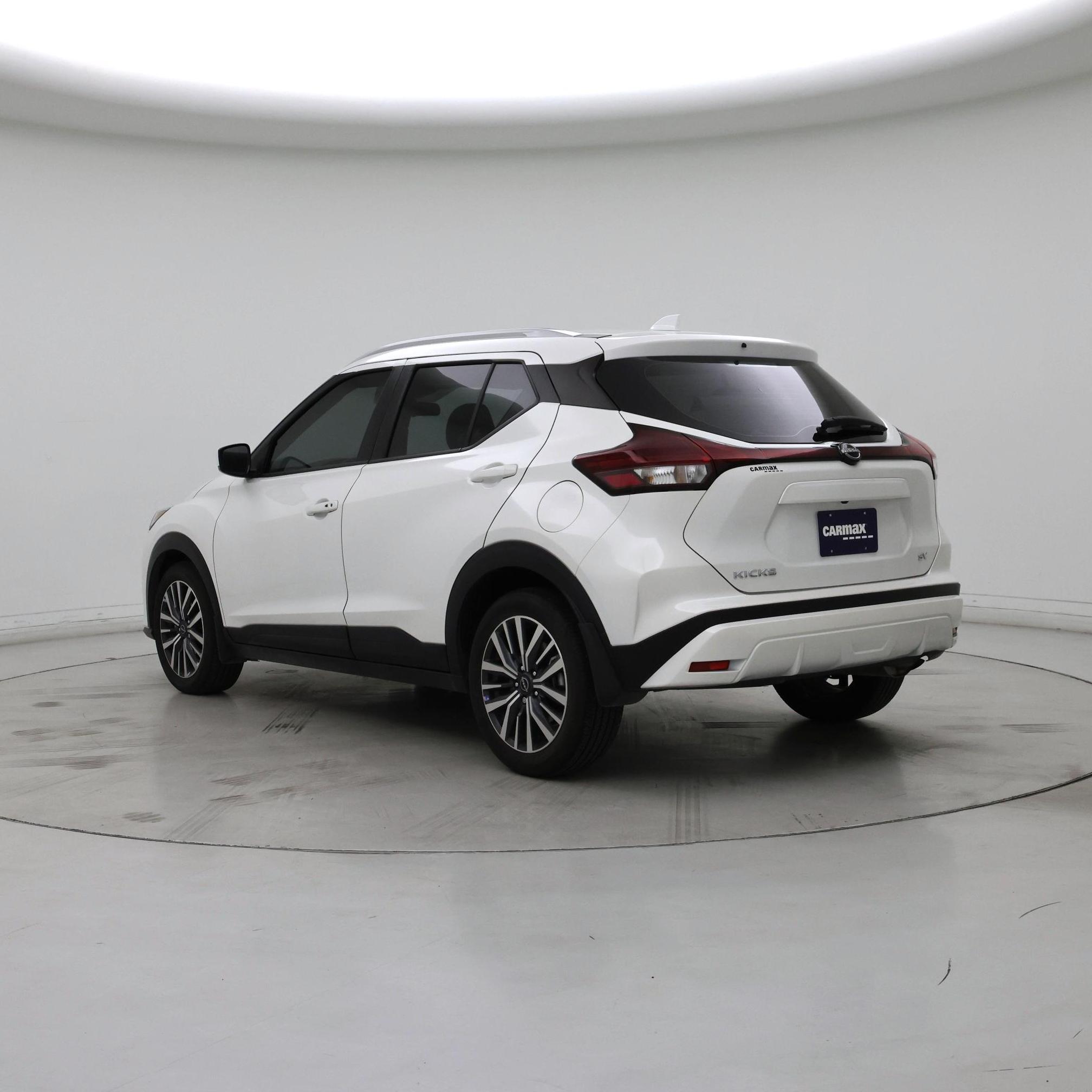 Thumbnail: 2024 Nissan Kicks - 2