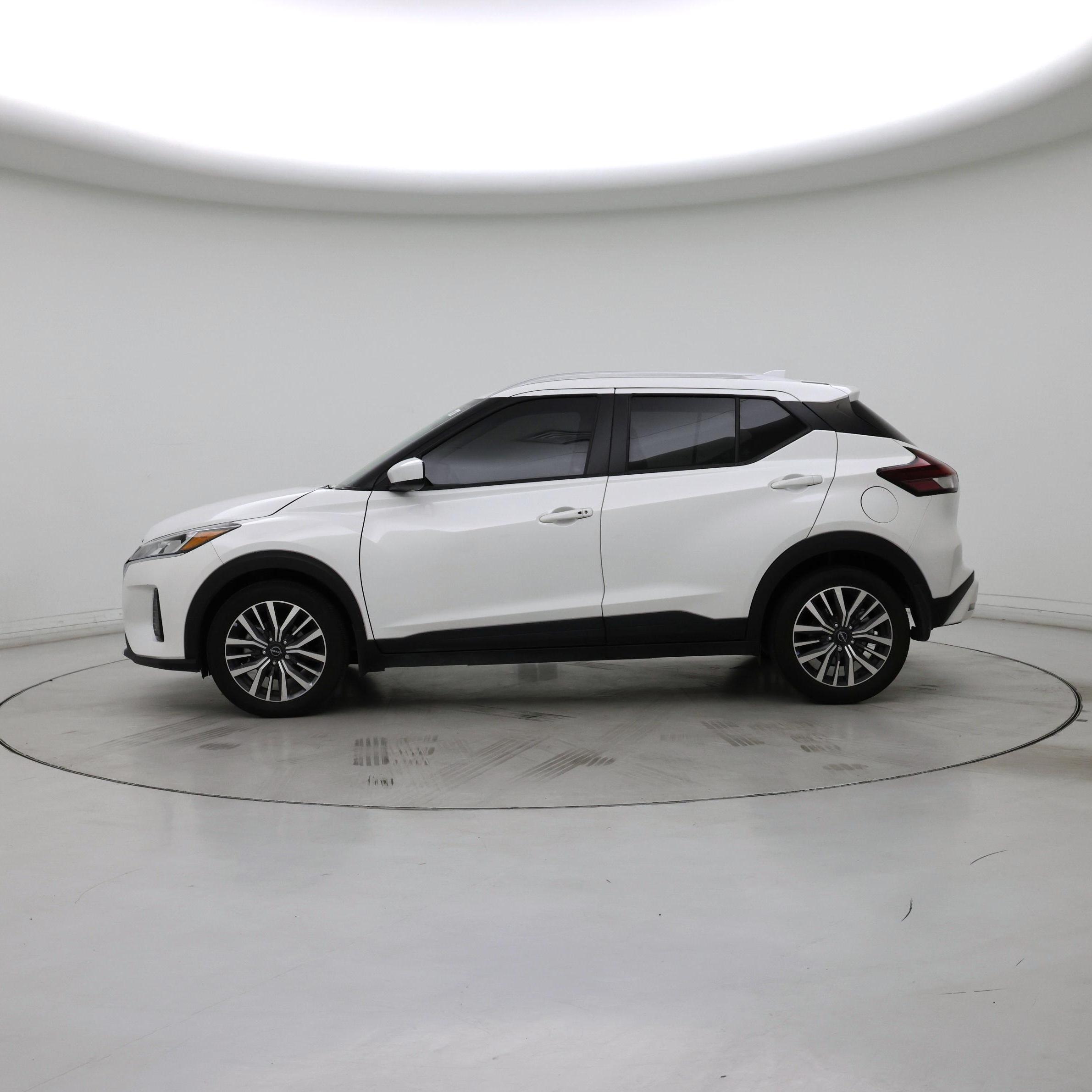 Thumbnail: 2024 Nissan Kicks - 3