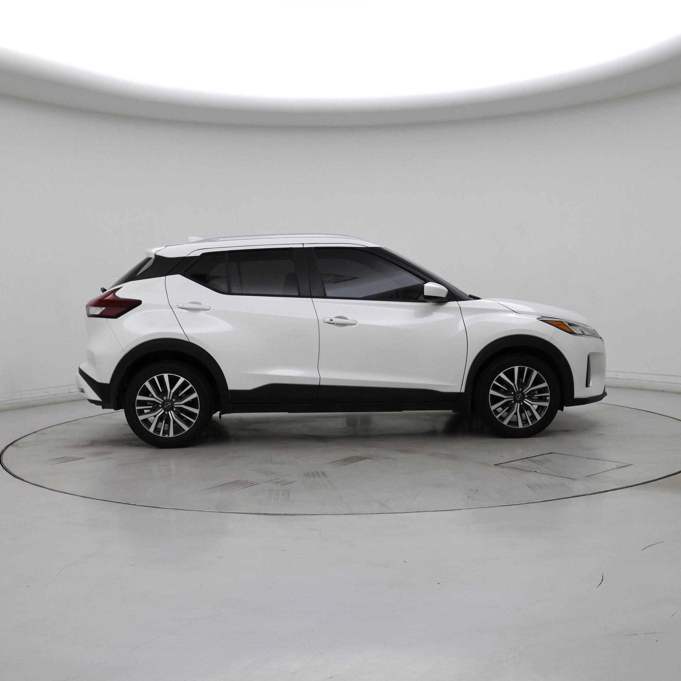 Thumbnail: 2024 Nissan Kicks - 7