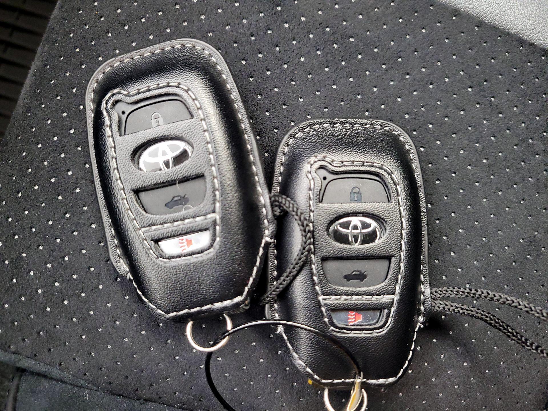 Thumbnail: 2025 Toyota GR86 - 19