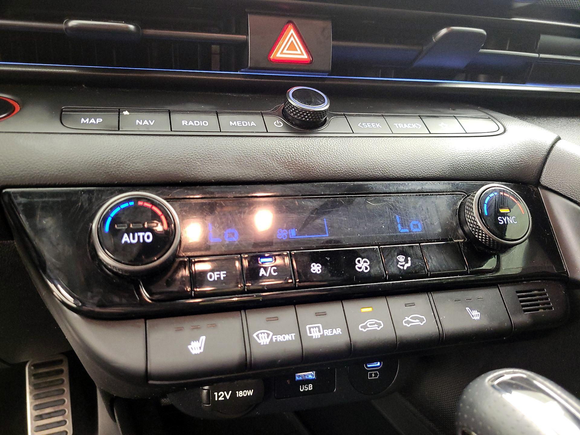 Thumbnail: 2025 Hyundai Elantra - 16