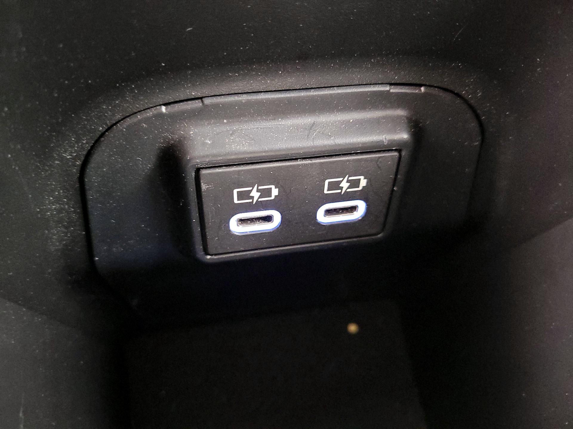 Thumbnail: 2024 Toyota RAV4 - 18