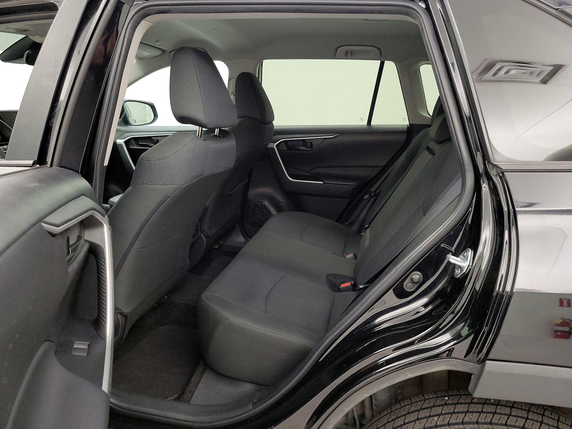 Thumbnail: 2024 Toyota RAV4 - 19