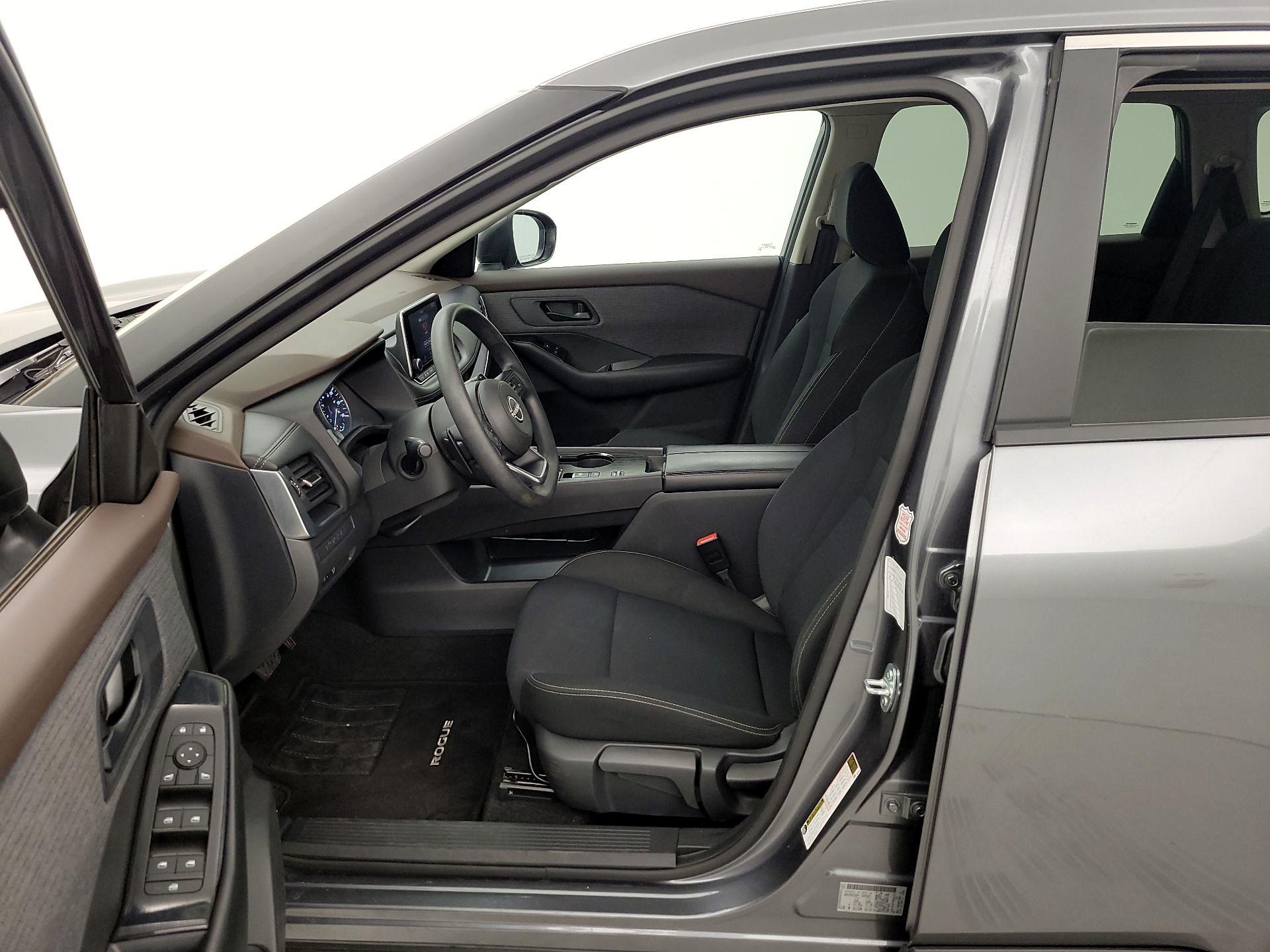 Thumbnail: 2023 Nissan Rogue - 11