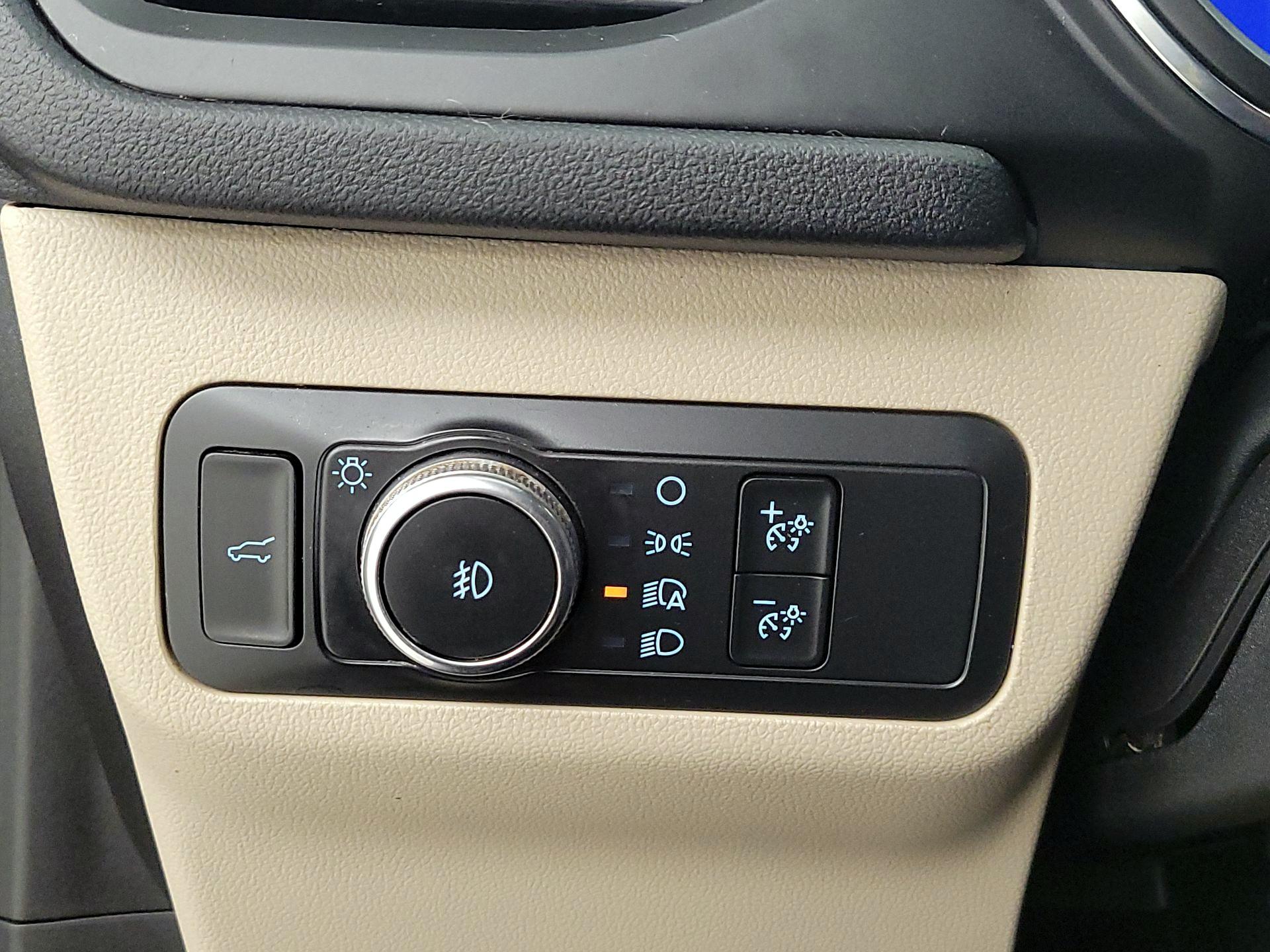 Thumbnail: 2020 Ford Escape - 13