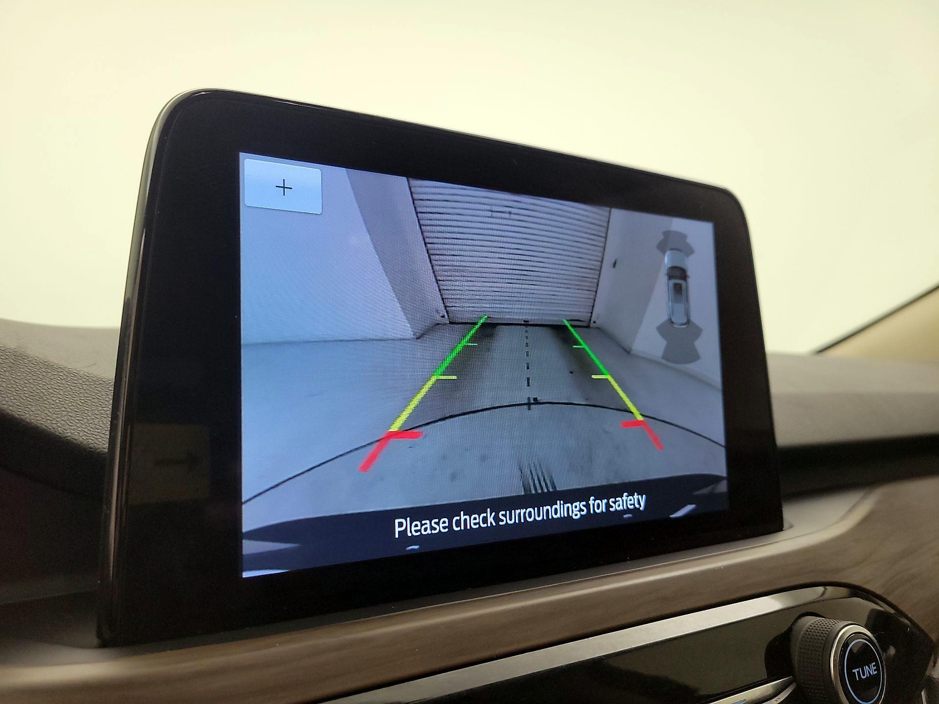 Thumbnail: 2020 Ford Escape - 14