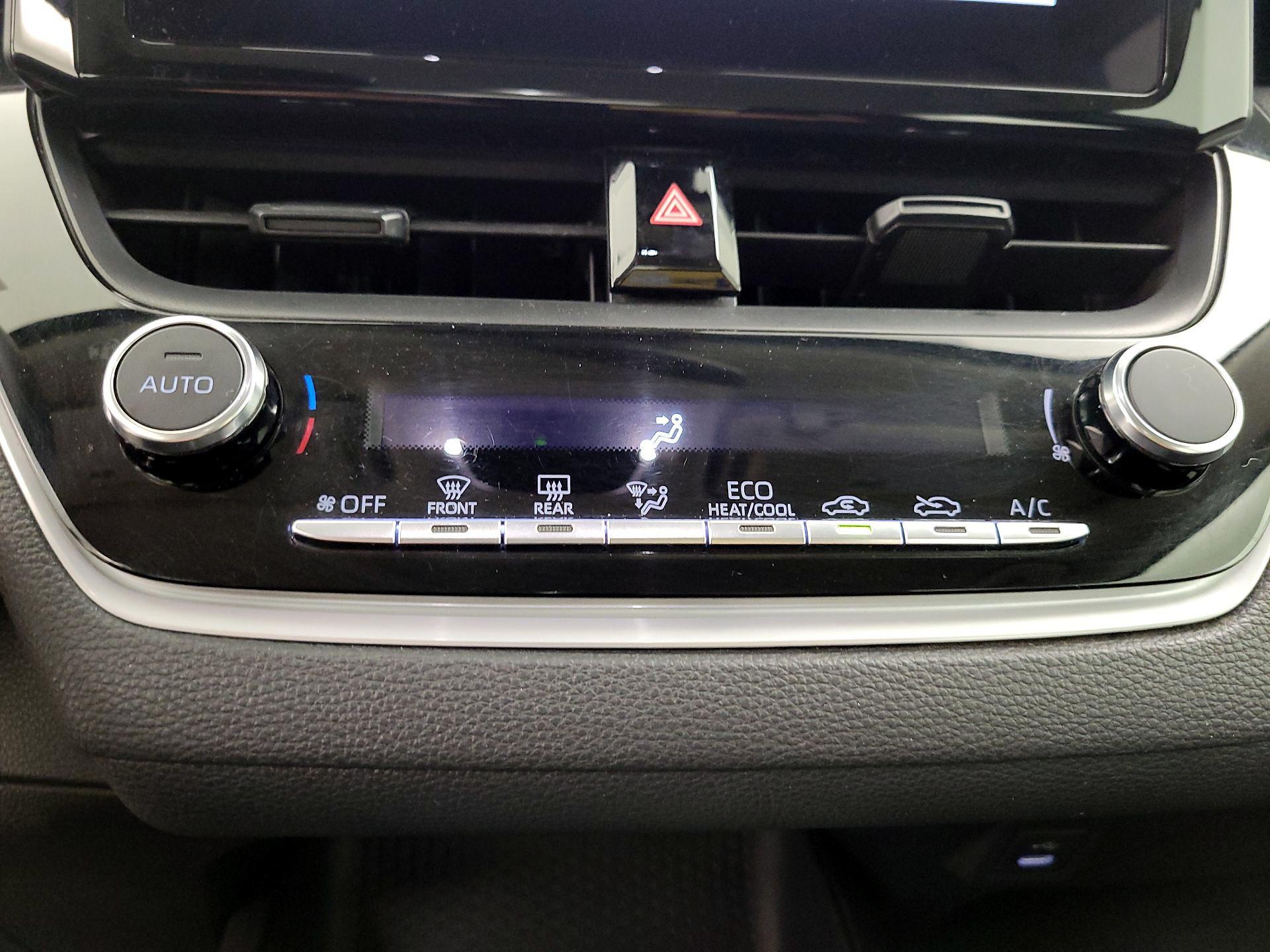 Thumbnail: 2024 Toyota Corolla - 16