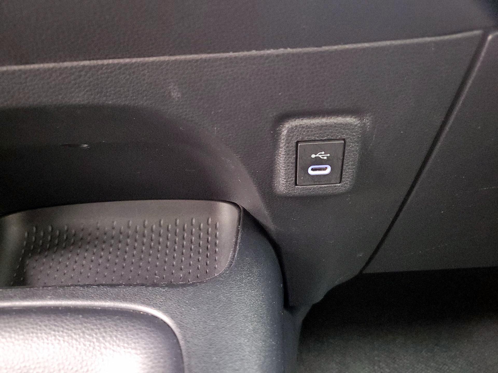 Thumbnail: 2024 Toyota Corolla - 18