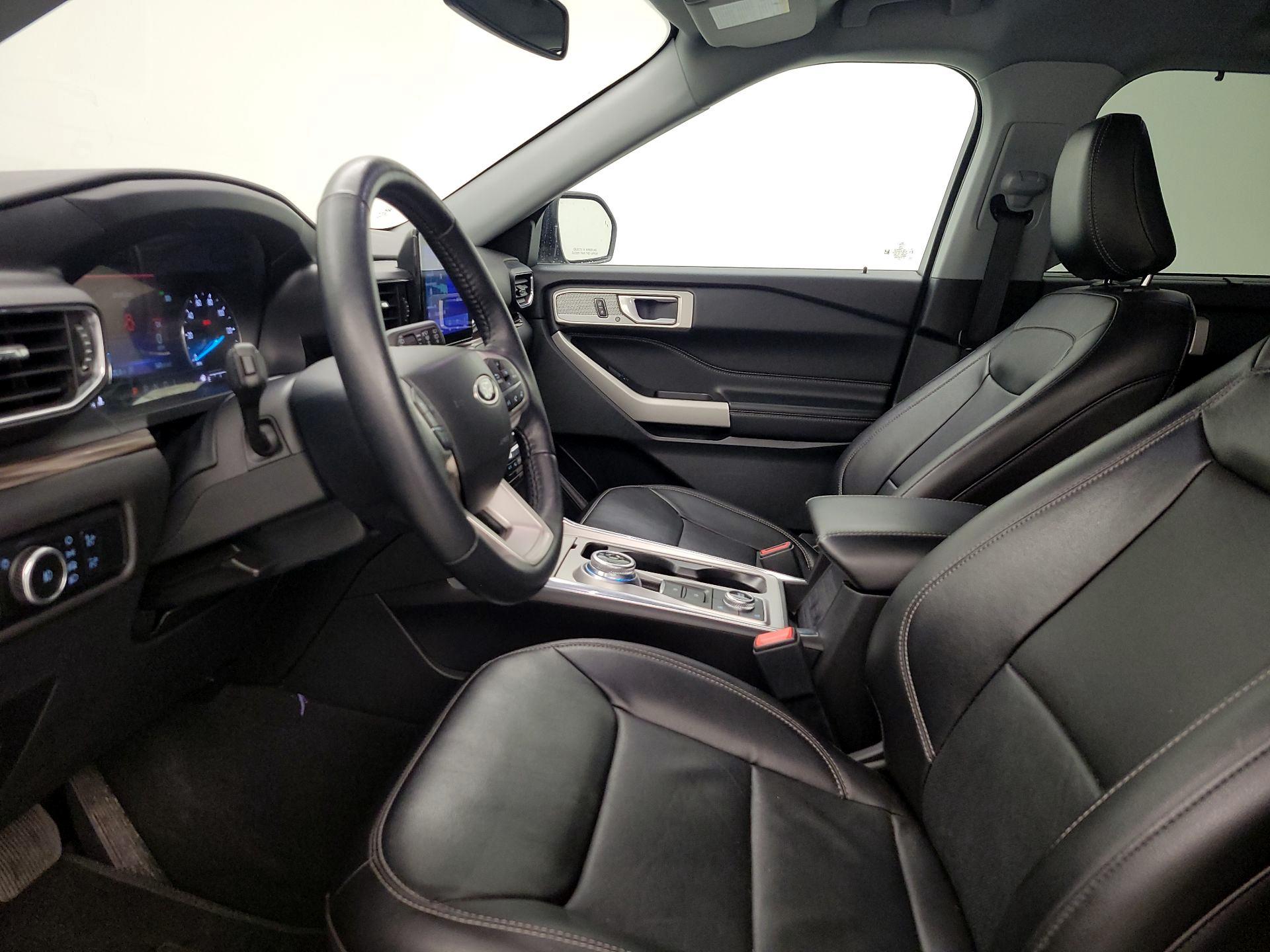 Thumbnail: 2023 Ford Explorer - 11